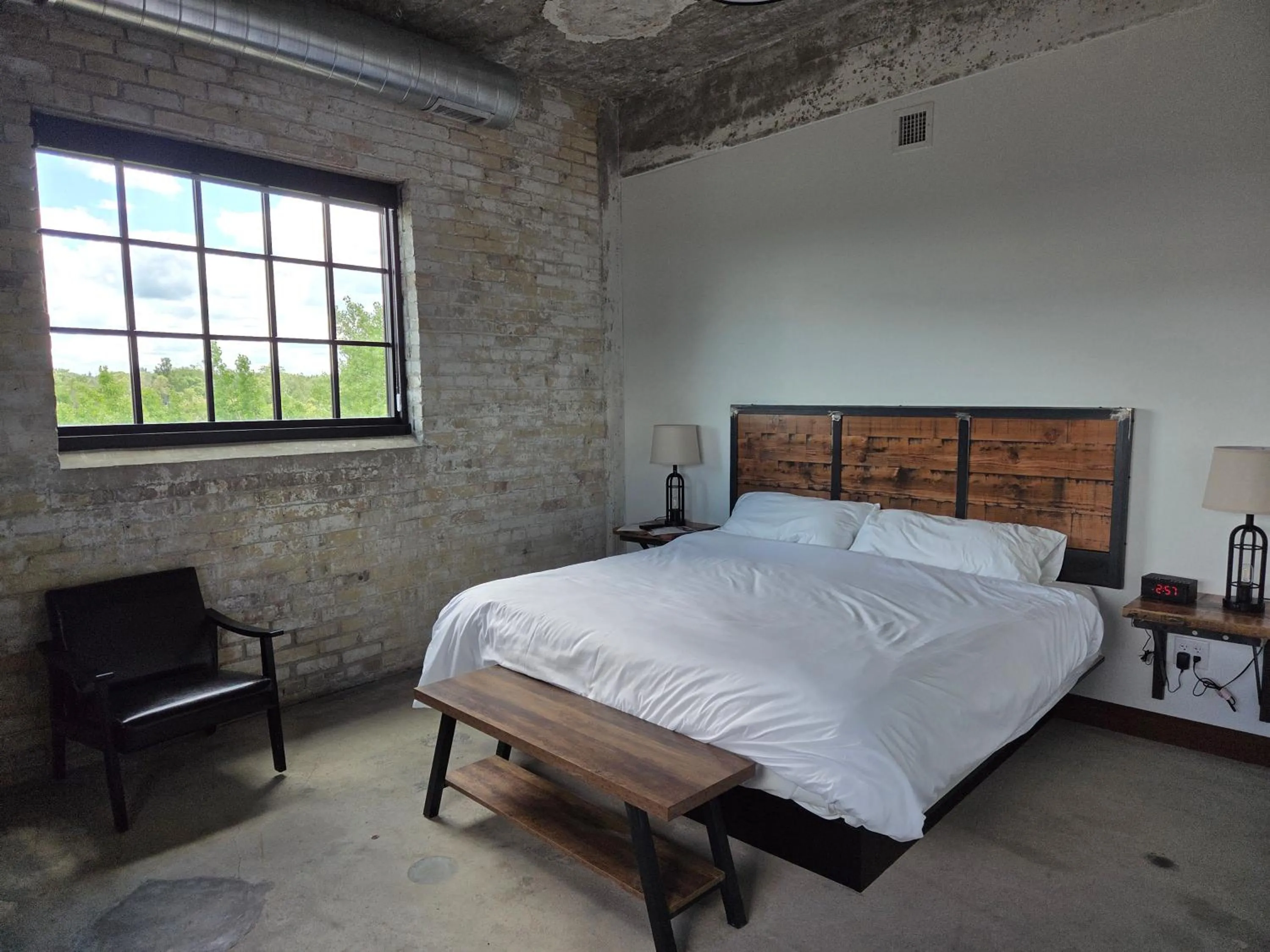 King Room in The Mill Hotel