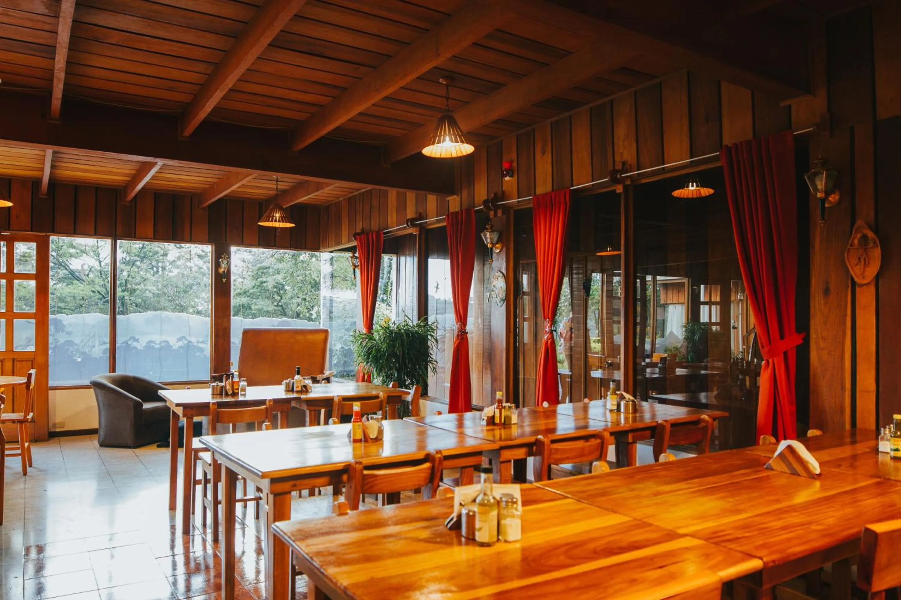 Living room in Hotel Holístico Monteverde