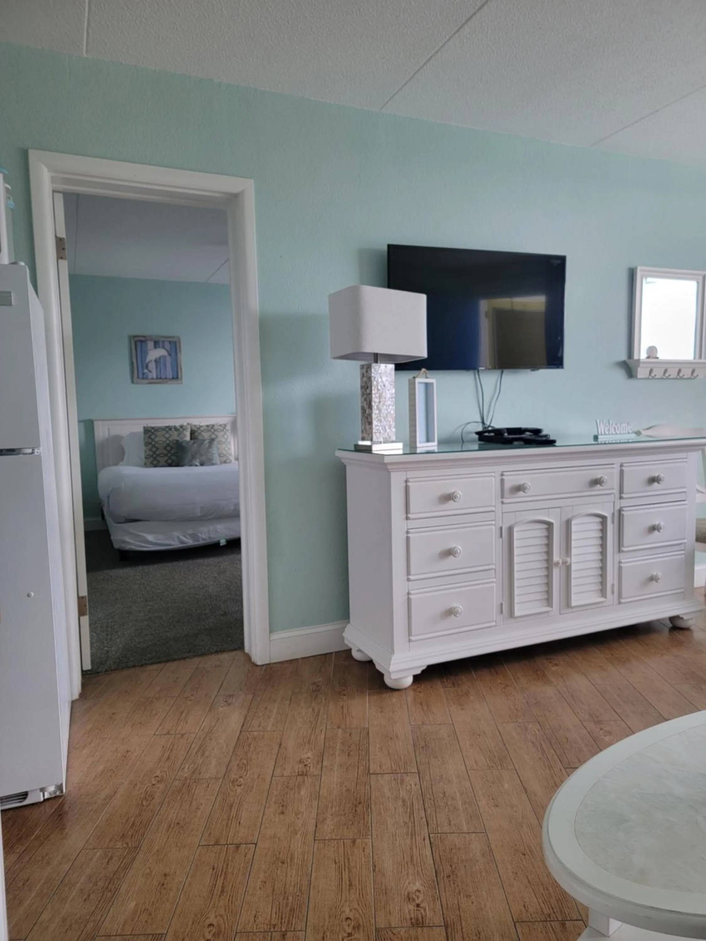 Bedroom in Nassau Inn Beachfront
