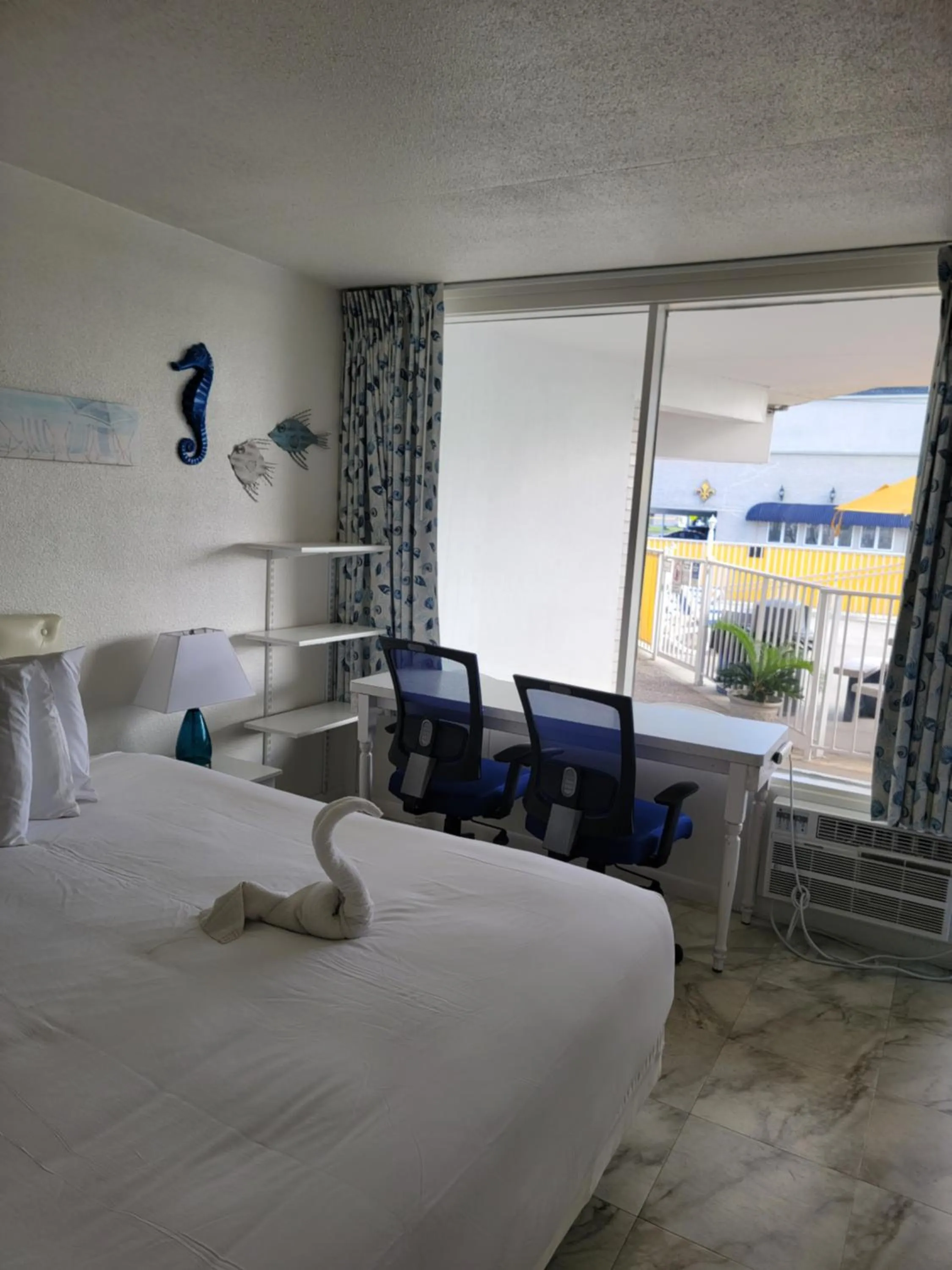 Photo of the whole room in Nassau Inn Beachfront