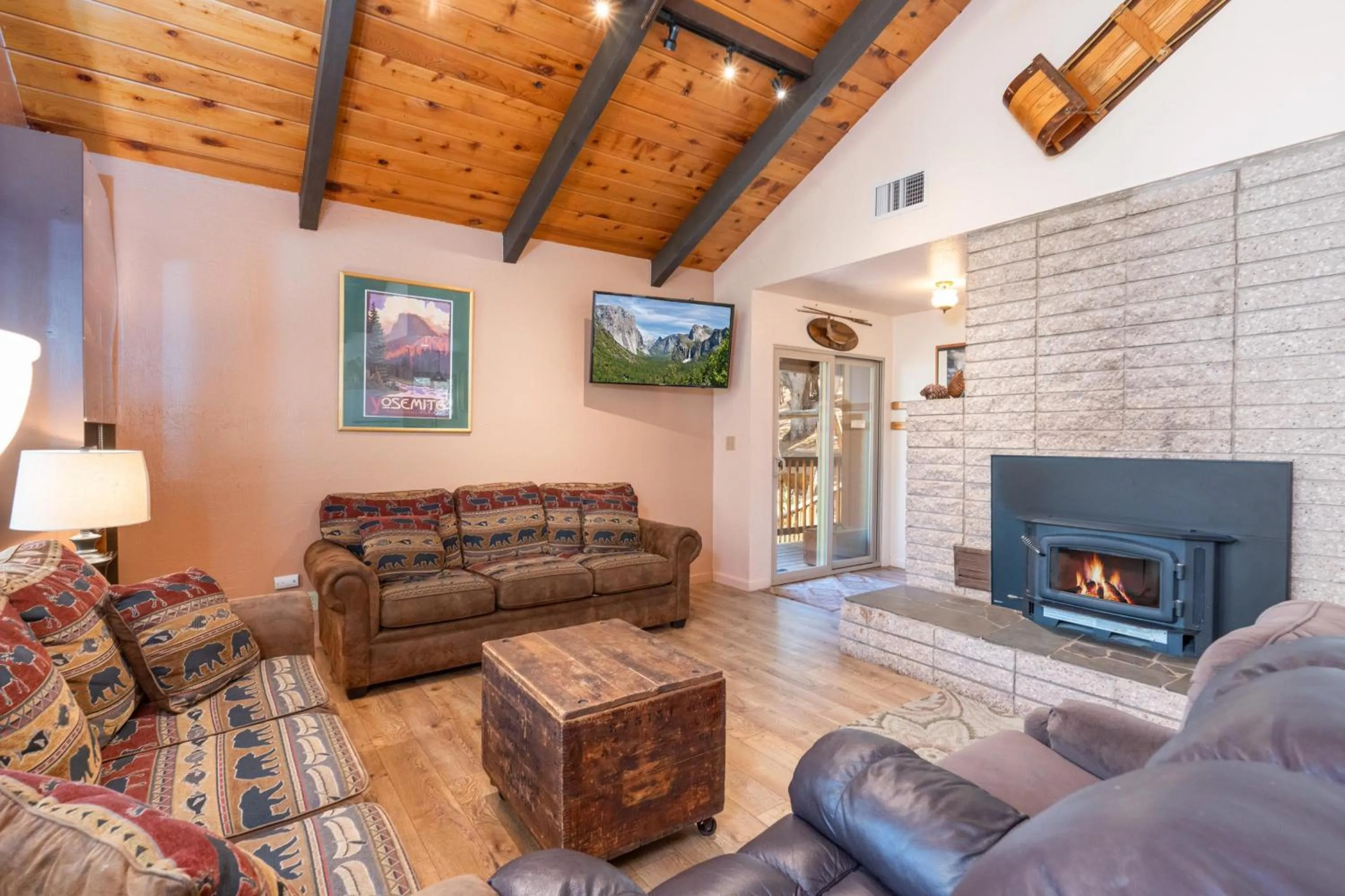 Cedar Mountain Lodge