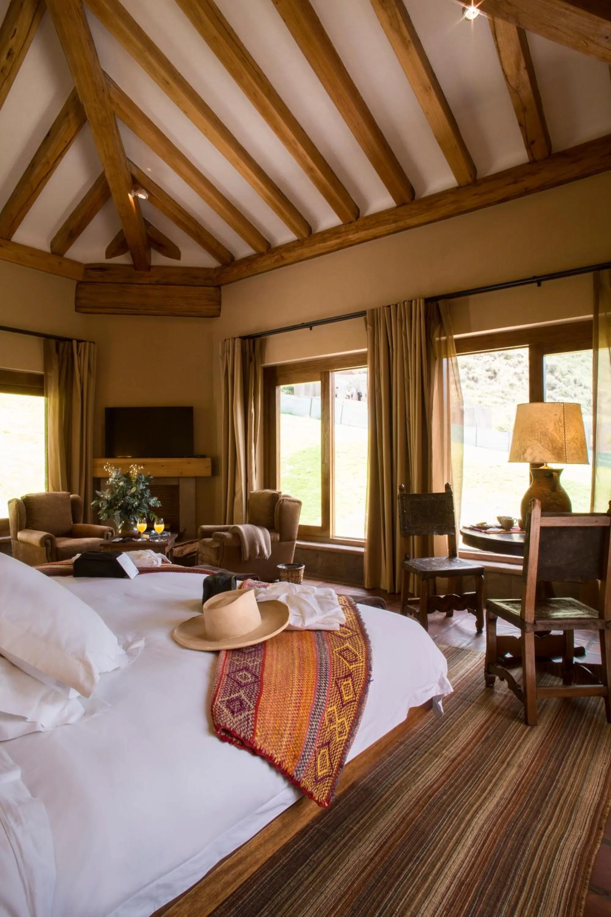 Photo of the whole room, Bed in Inkaterra Hacienda Urubamba