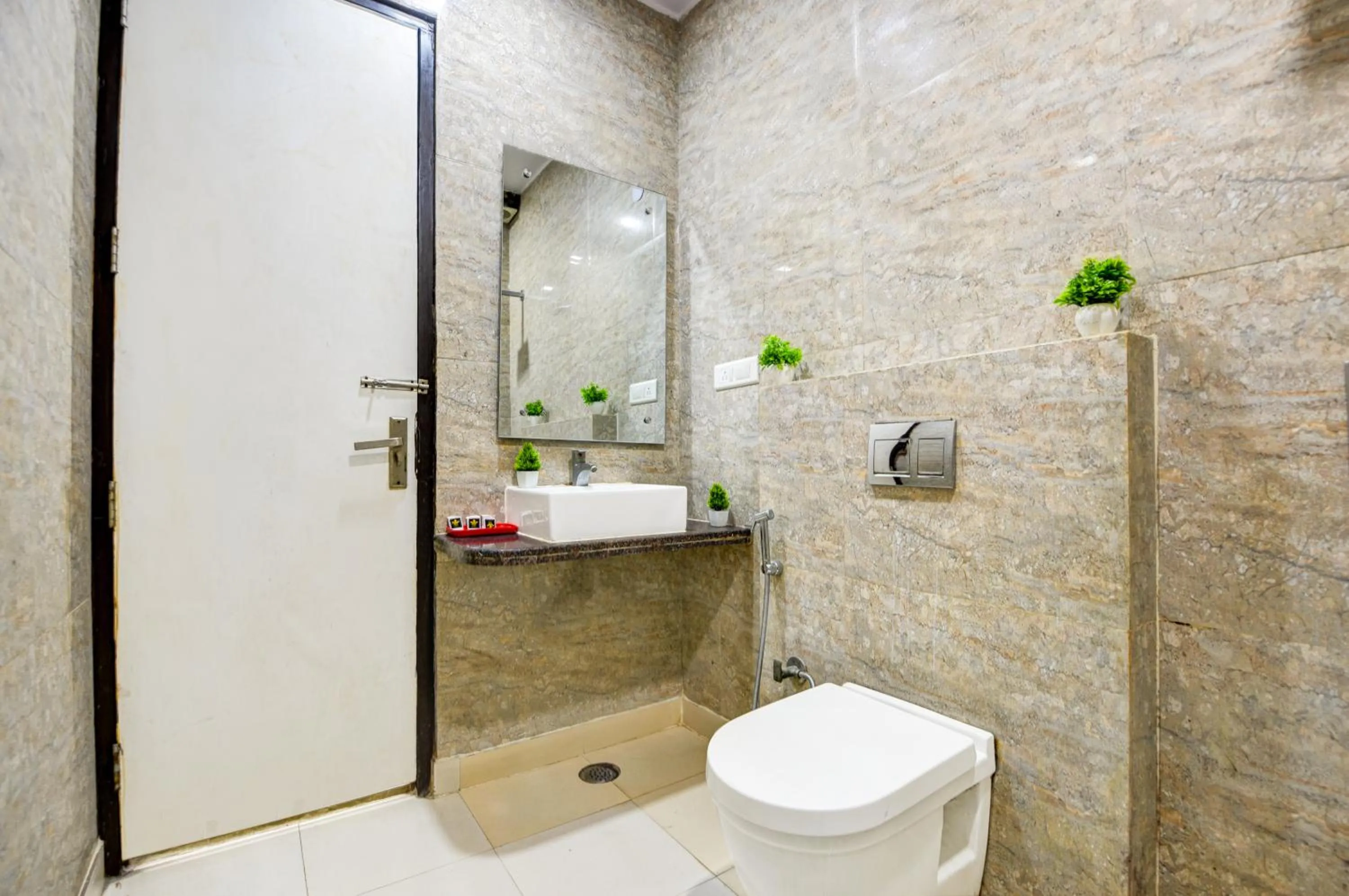 Hotel Kings Inn, Karol Bagh, New Delhi