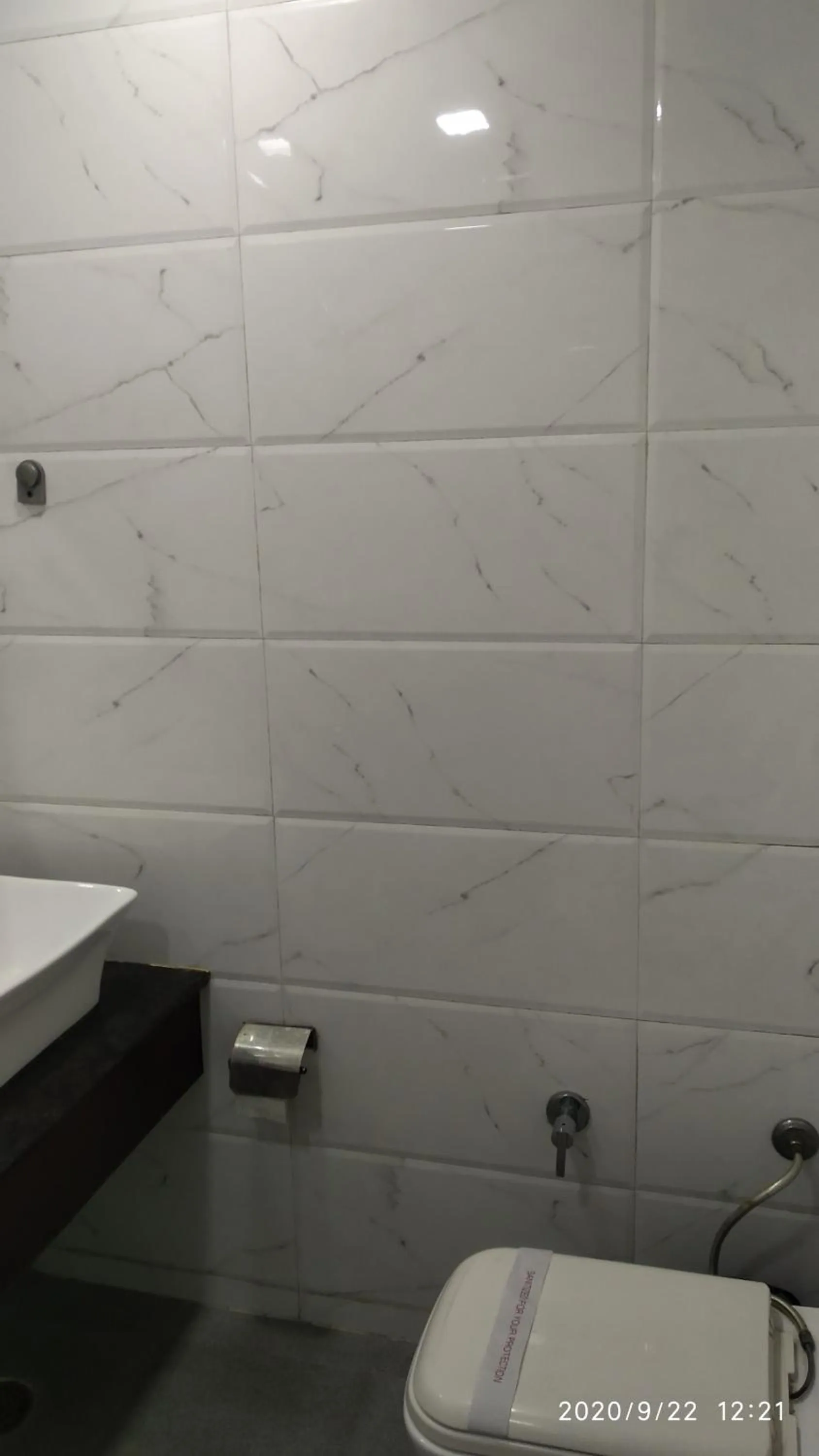 Toilet in Hotel Popular