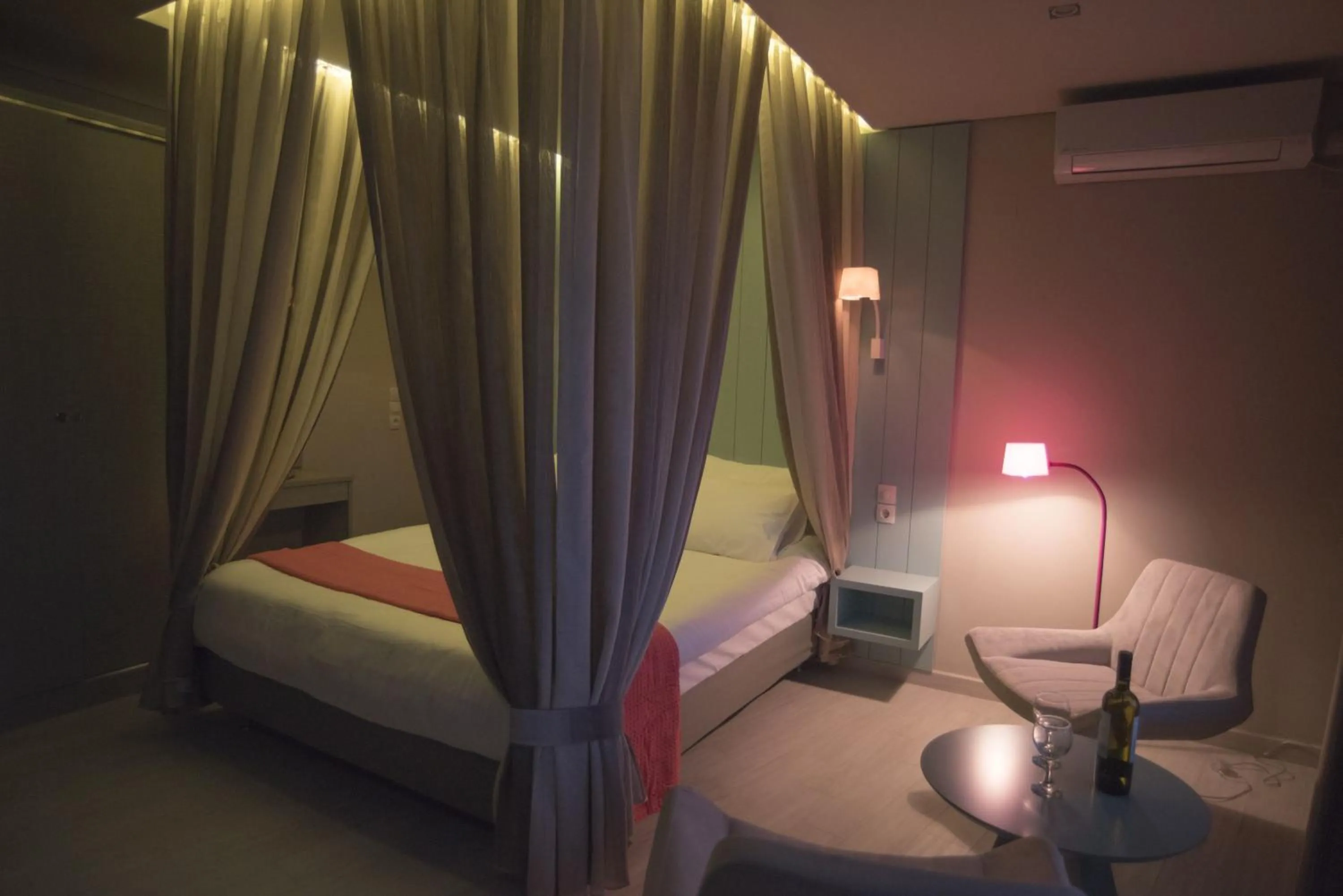 Bed in The Ionian View