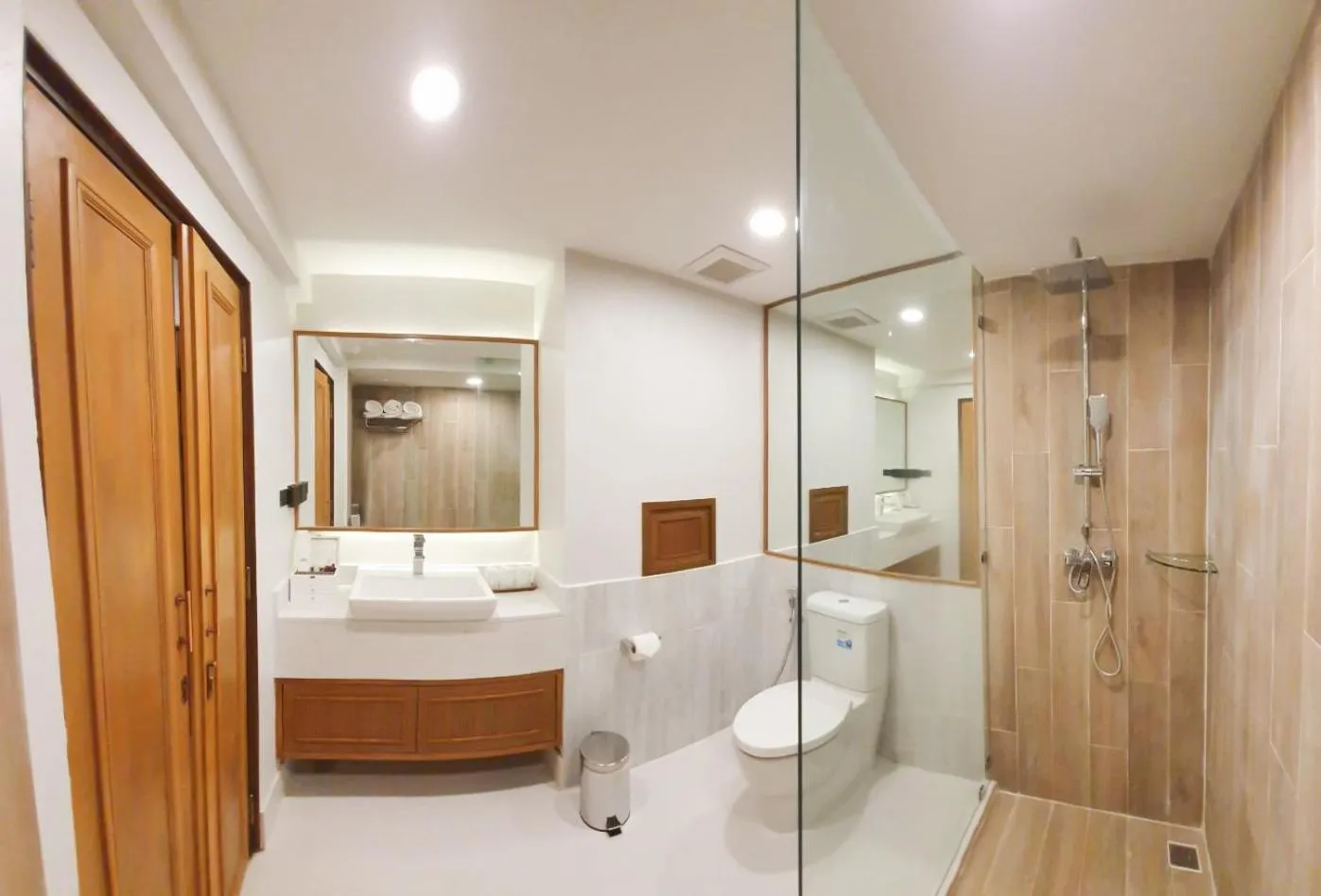 Bathroom in Big Tree Old Town Hotel