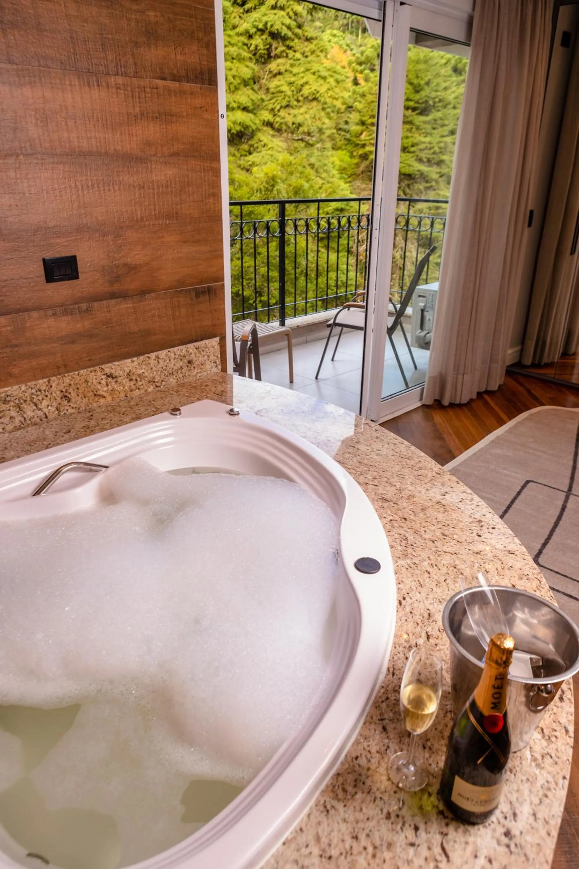 Champet Boutique Hotel
