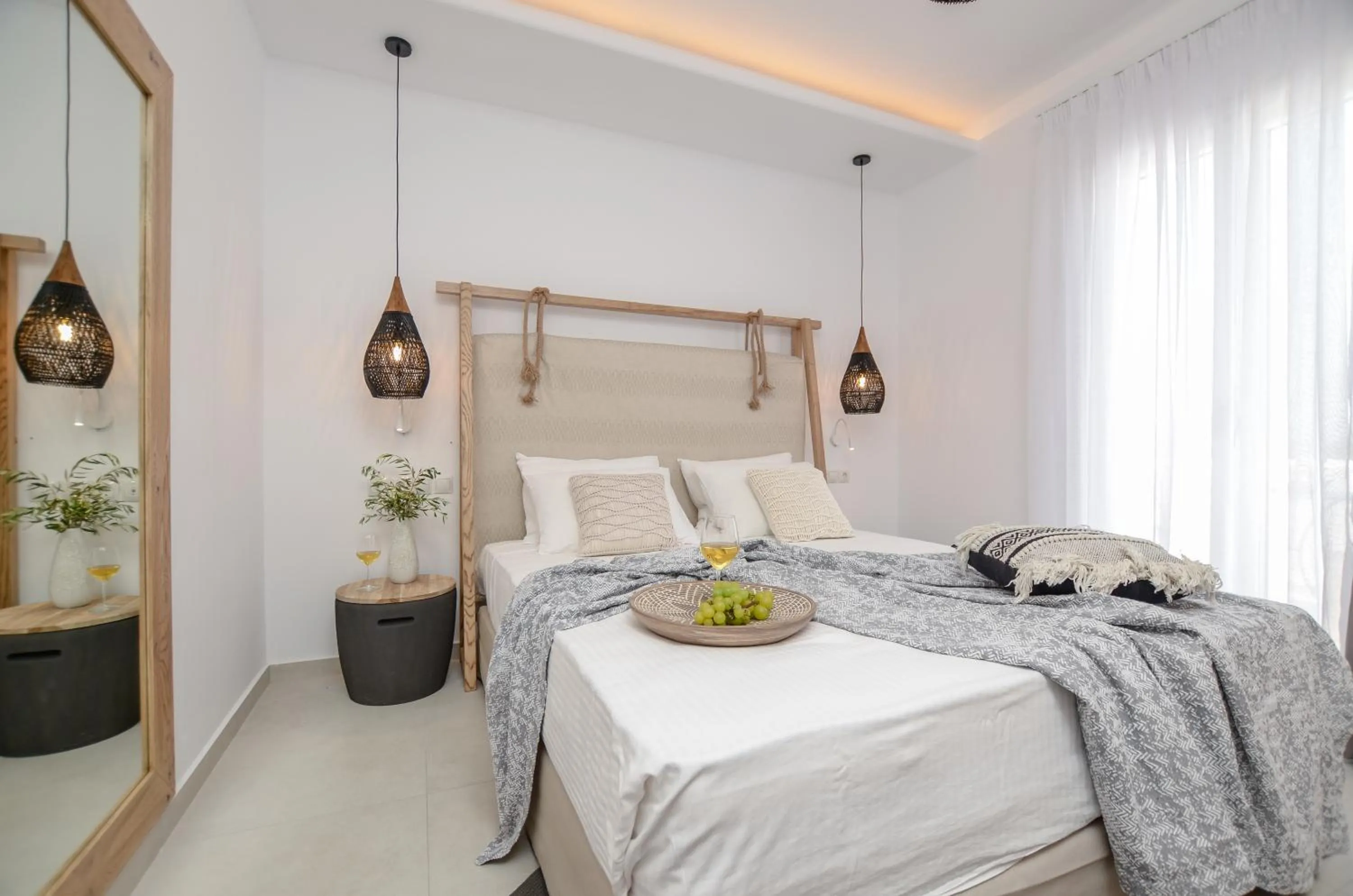 Bedroom, Bed in Sea & Olives Suites Hotel and Villas