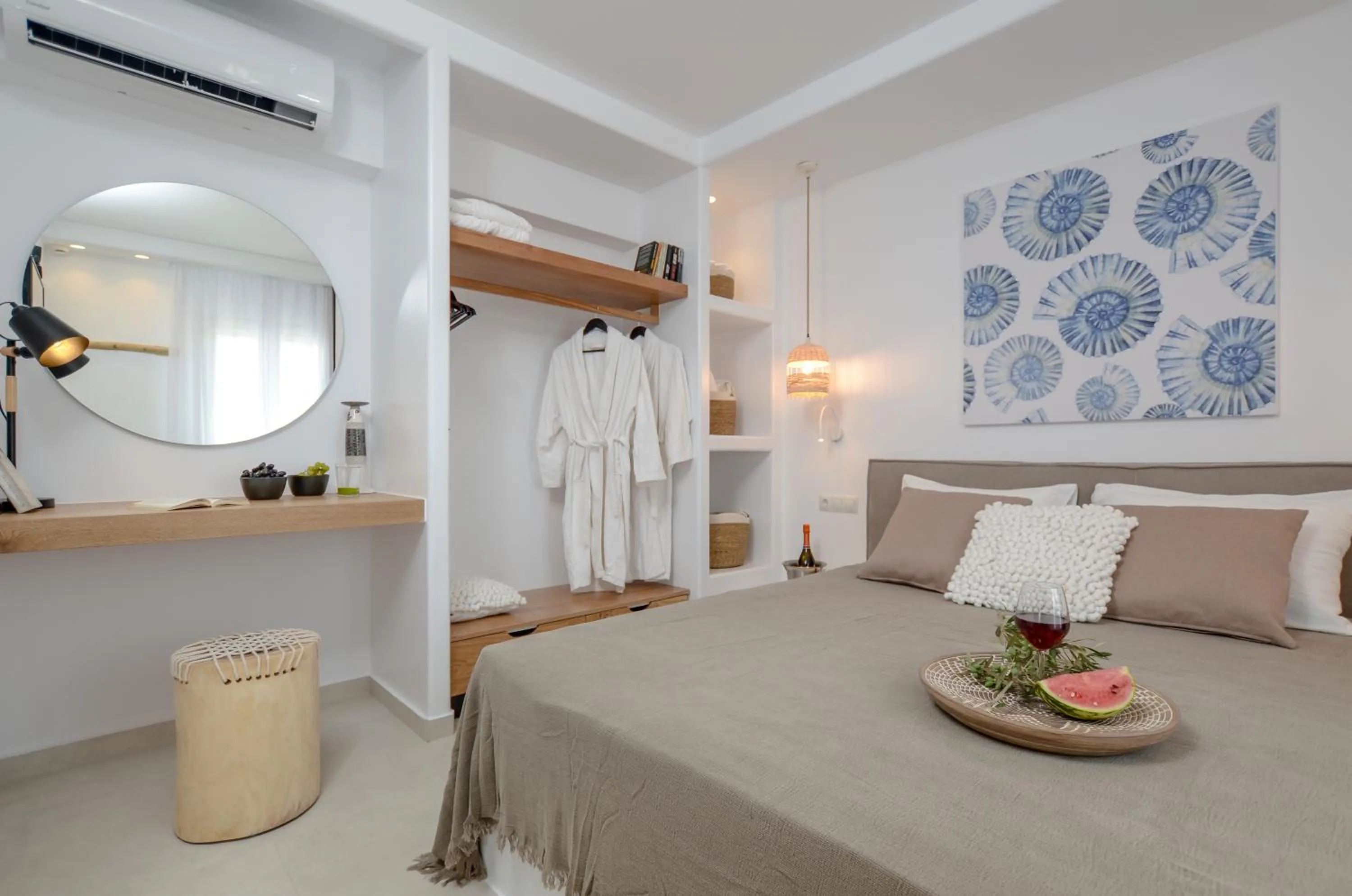 Bedroom, Bed in Sea & Olives Suites Hotel and Villas