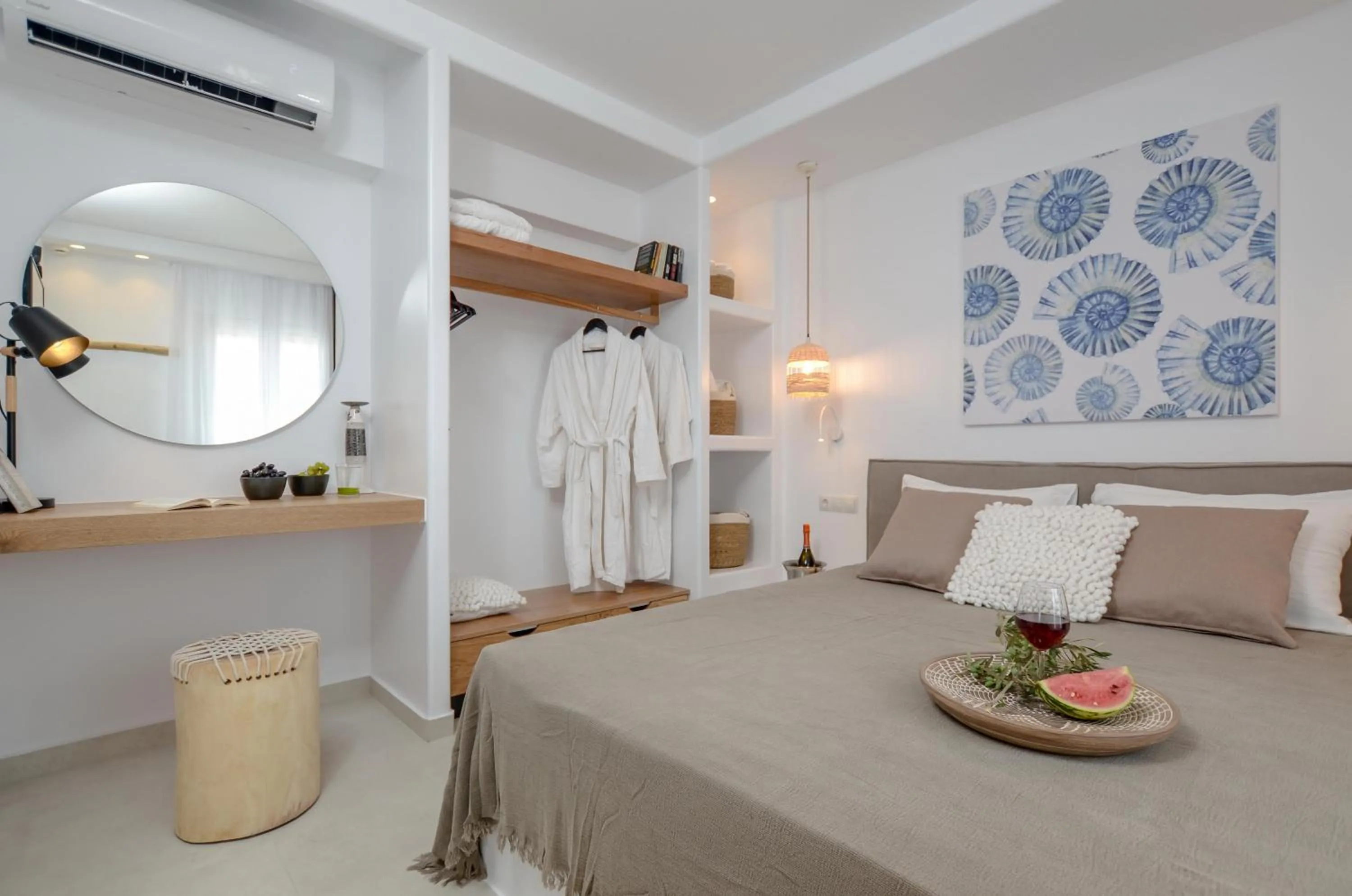 Bedroom, Bed in Sea & Olives Suites Hotel and Villas