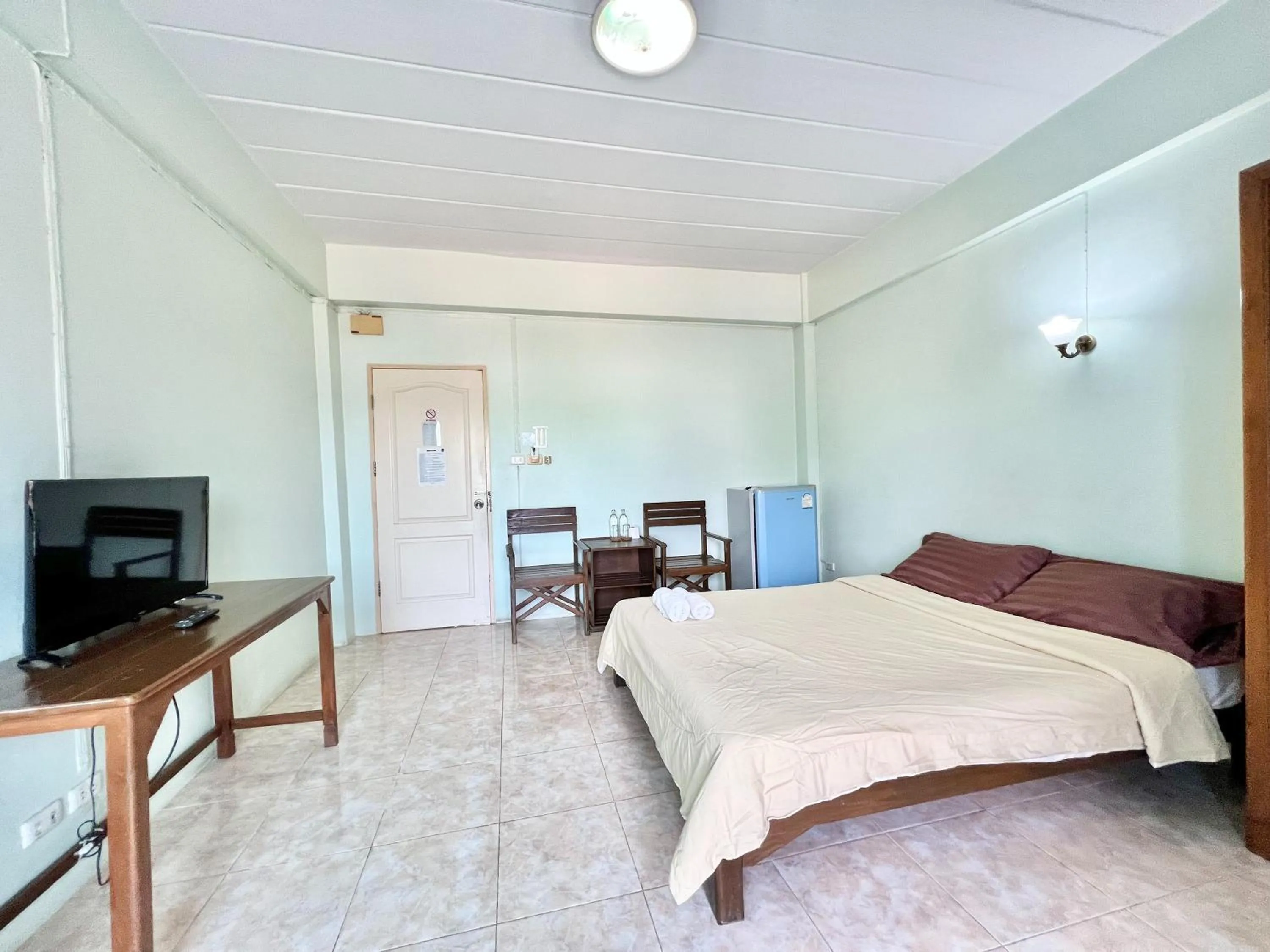 Bedroom, Bed in Sunshine Place Udon