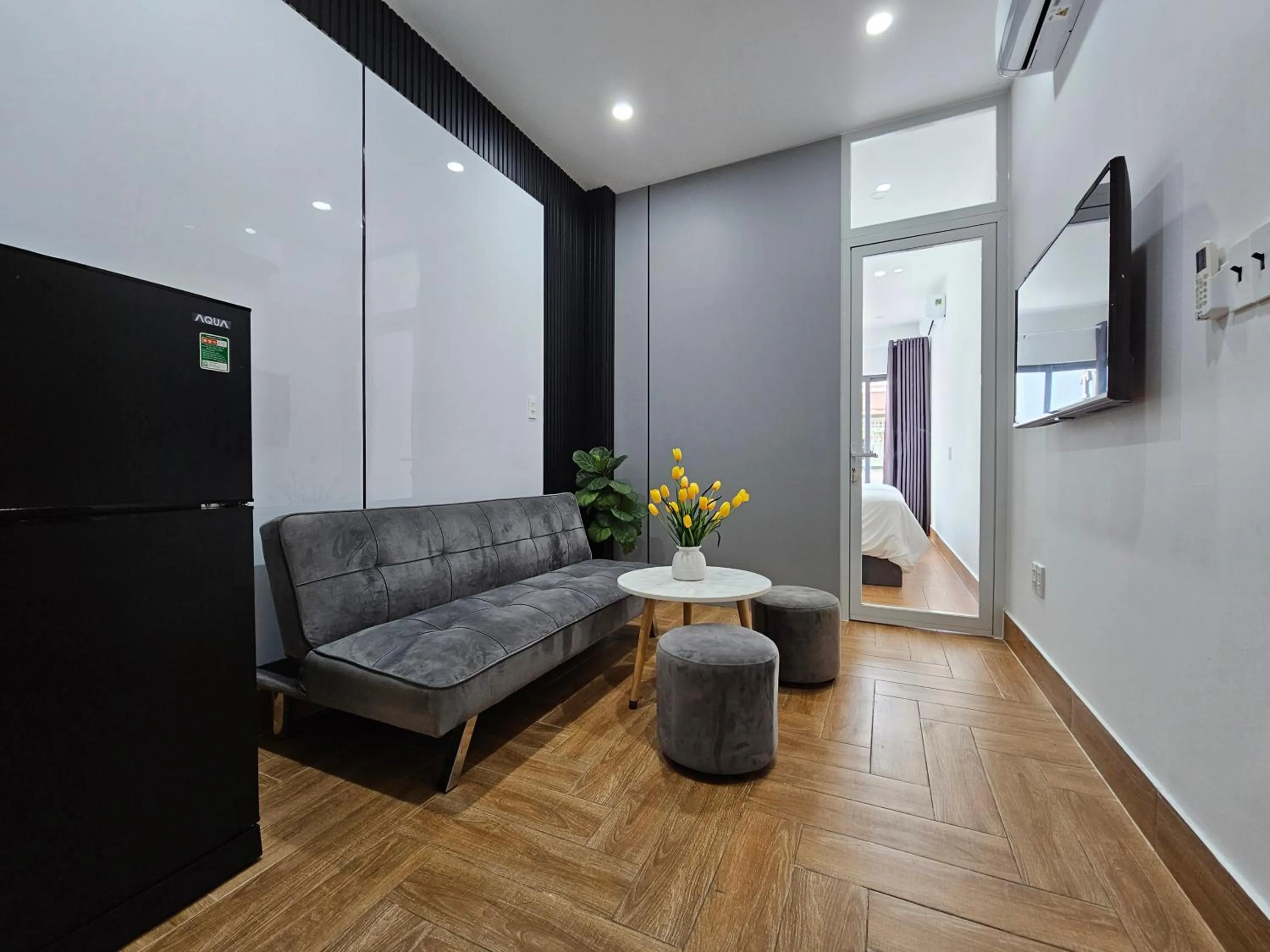 Communal lounge/ TV room in APEC Hotel