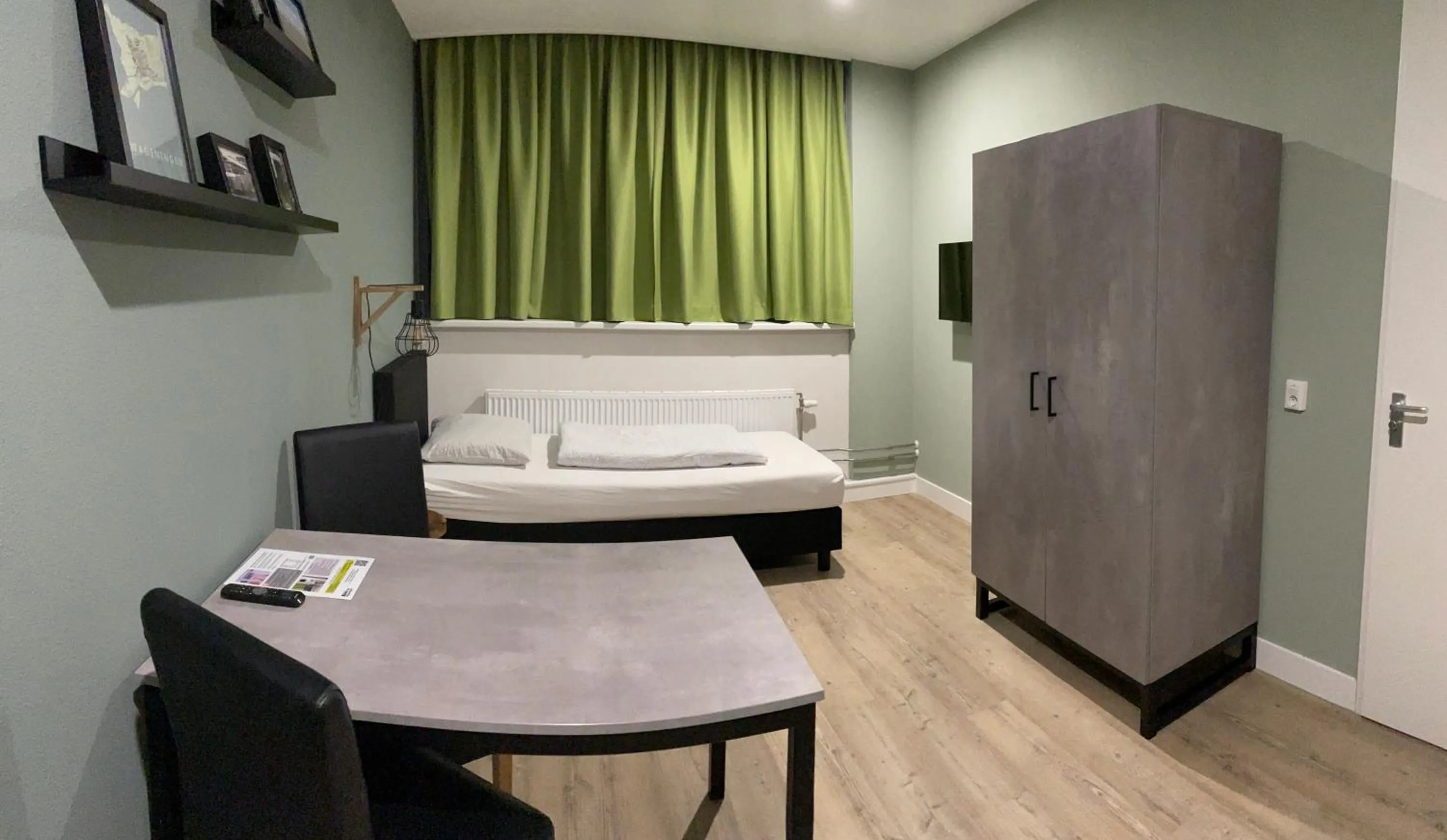 Bed in Short Stay Wageningen