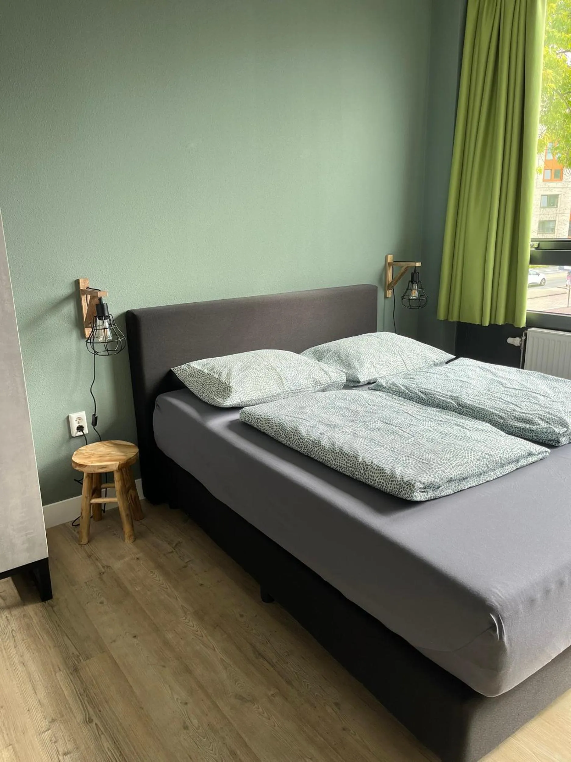 Bed in Short Stay Wageningen