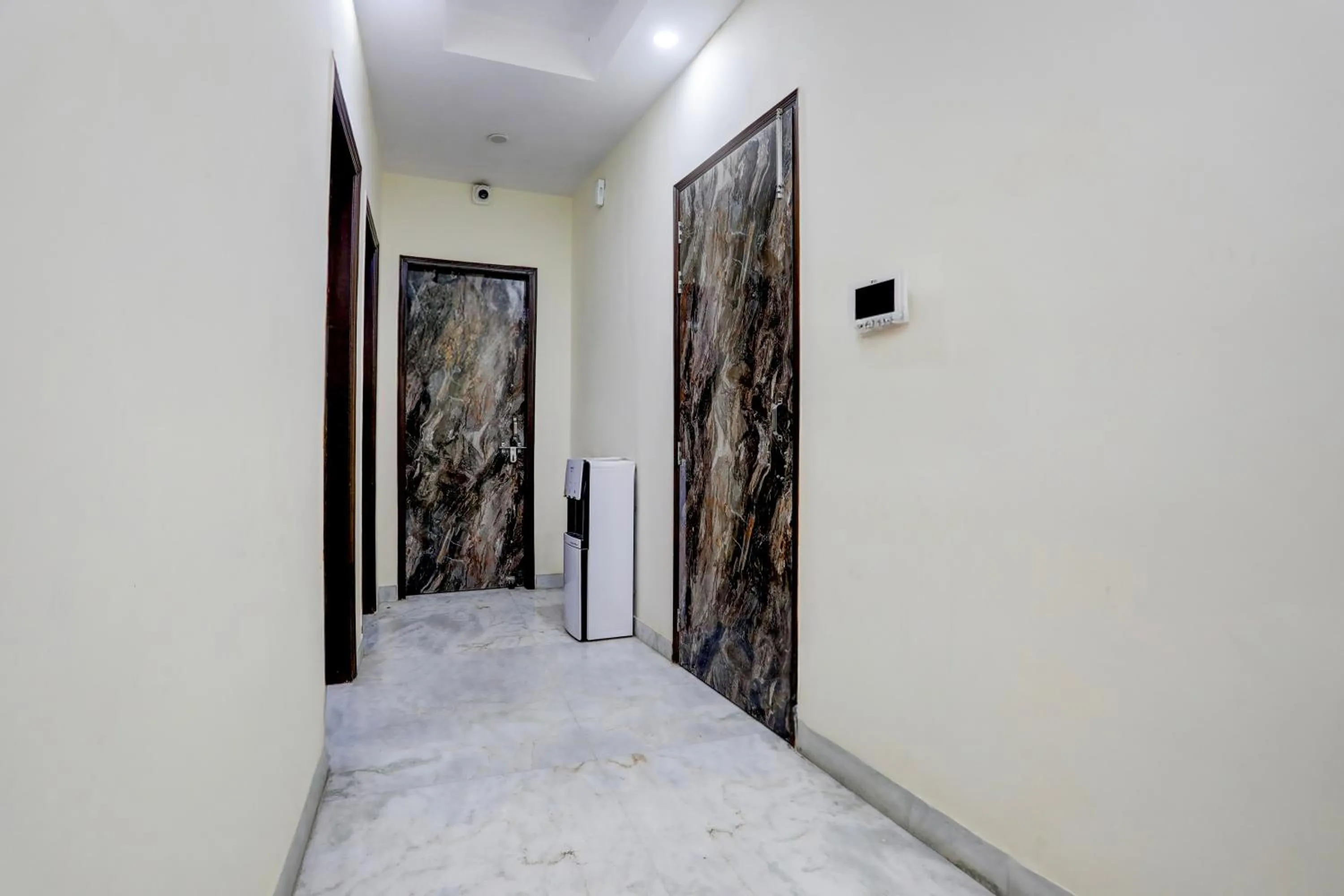 Hotel O Apna