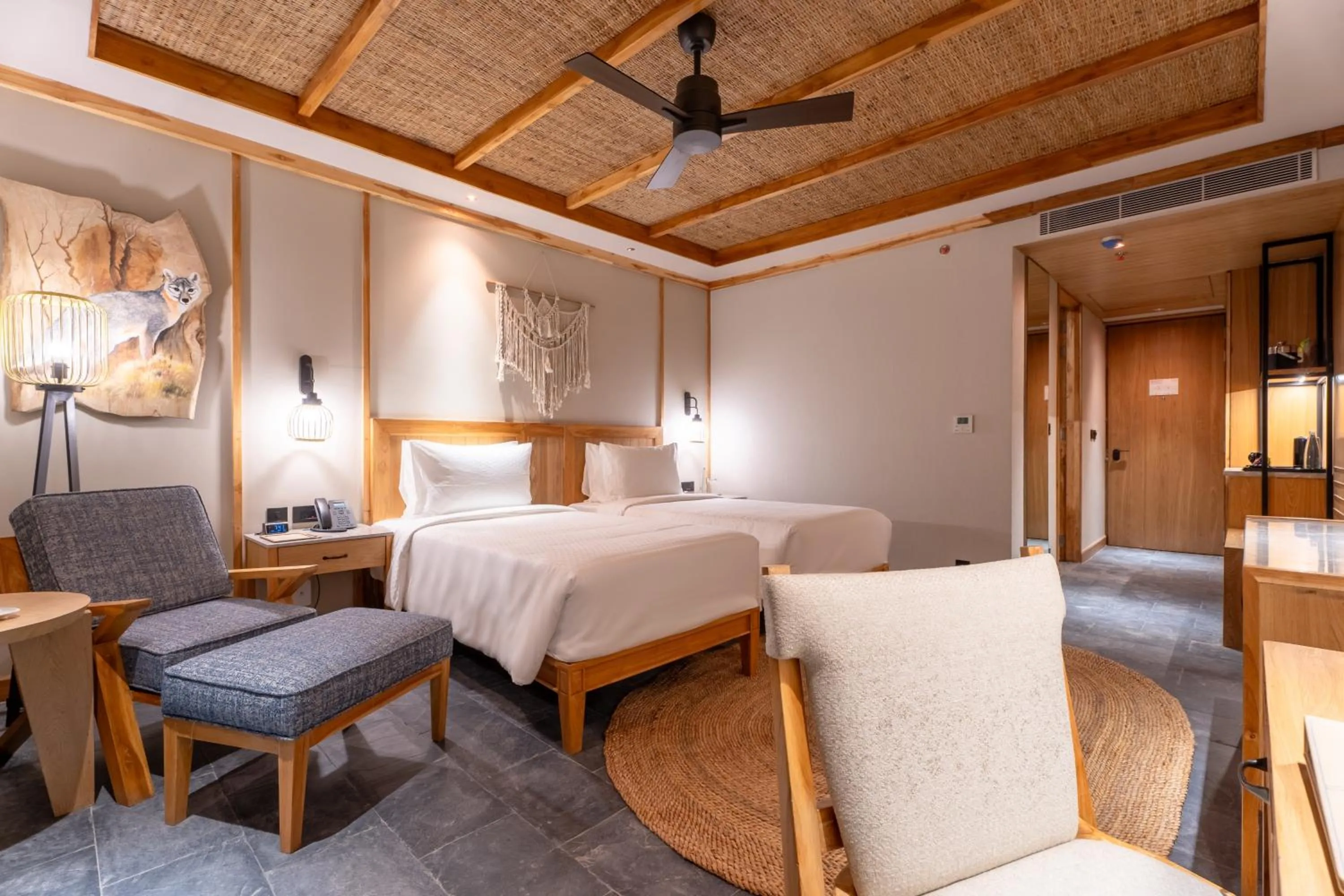 Bedroom, Bed in Royal Tulip Chitwan Nepal