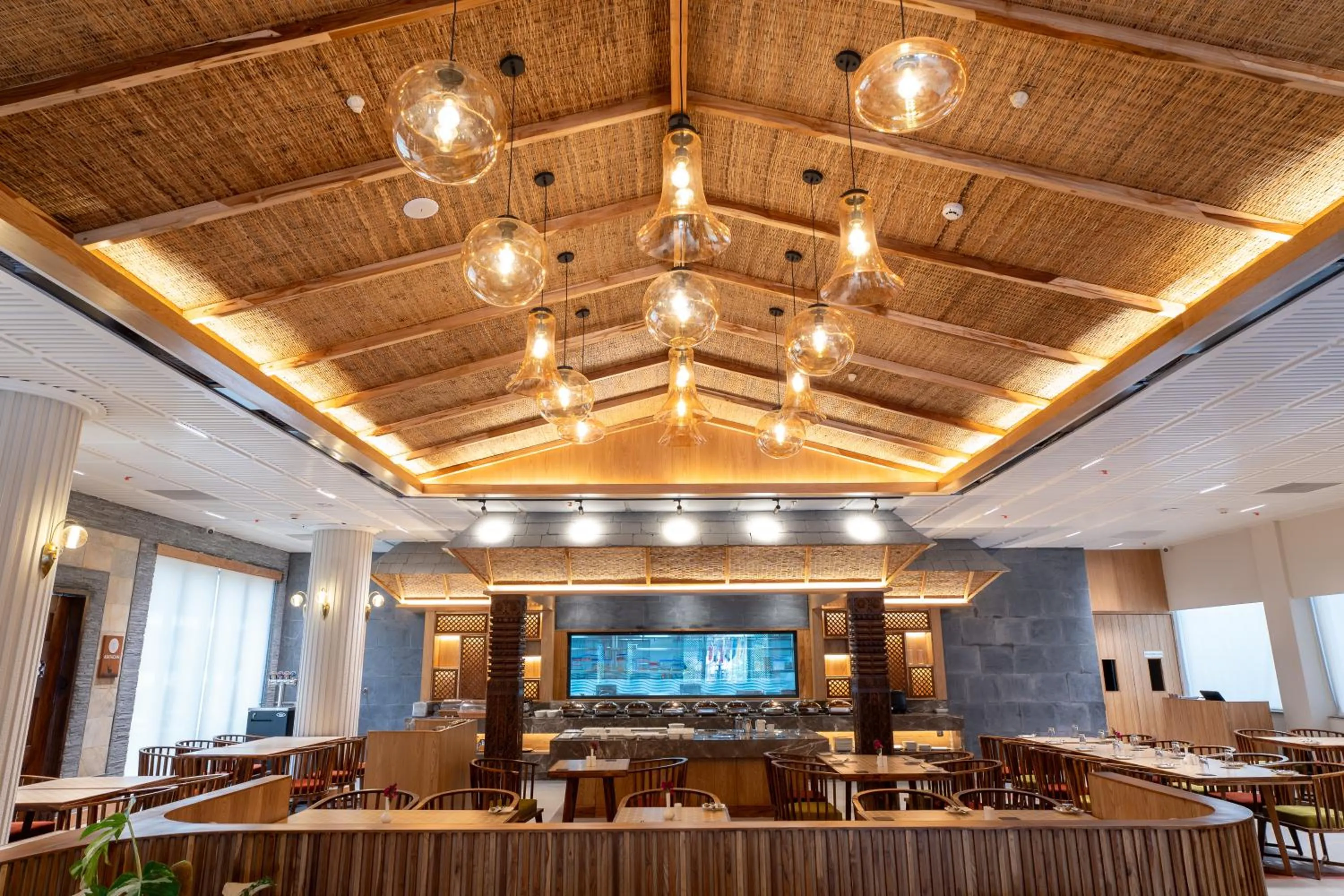 Restaurant/places to eat in Royal Tulip Chitwan Nepal