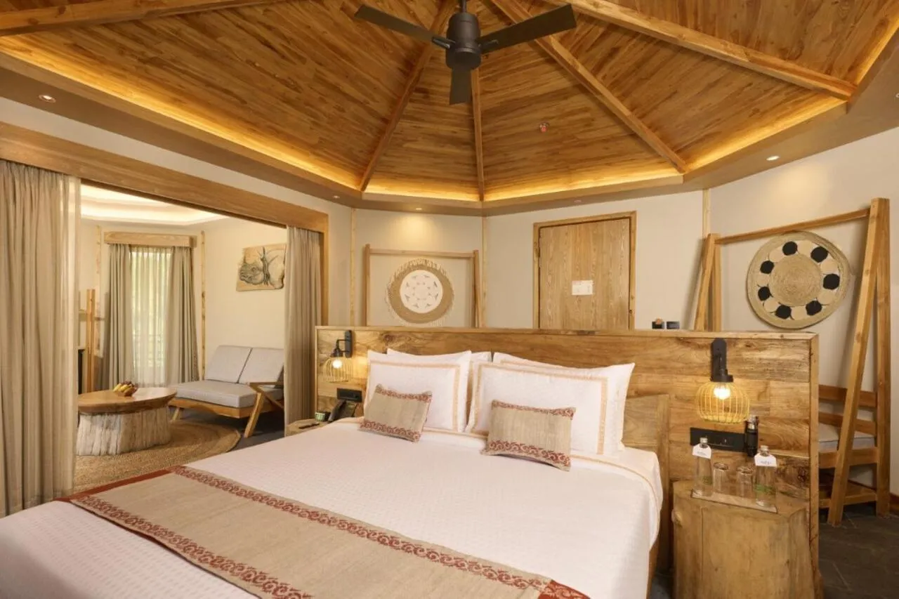 Bedroom, Bed in Royal Tulip Chitwan Nepal