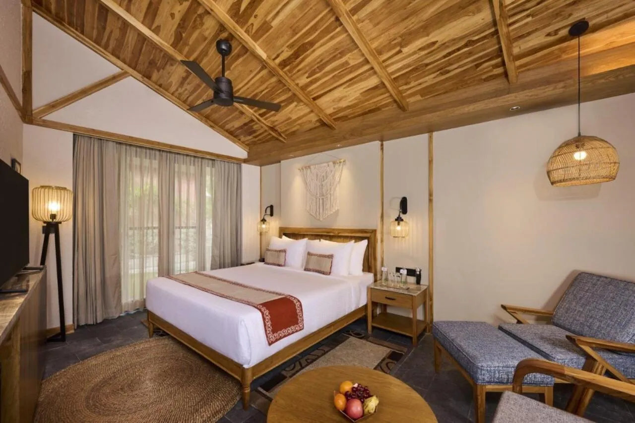 Bedroom, Bed in Royal Tulip Chitwan Nepal