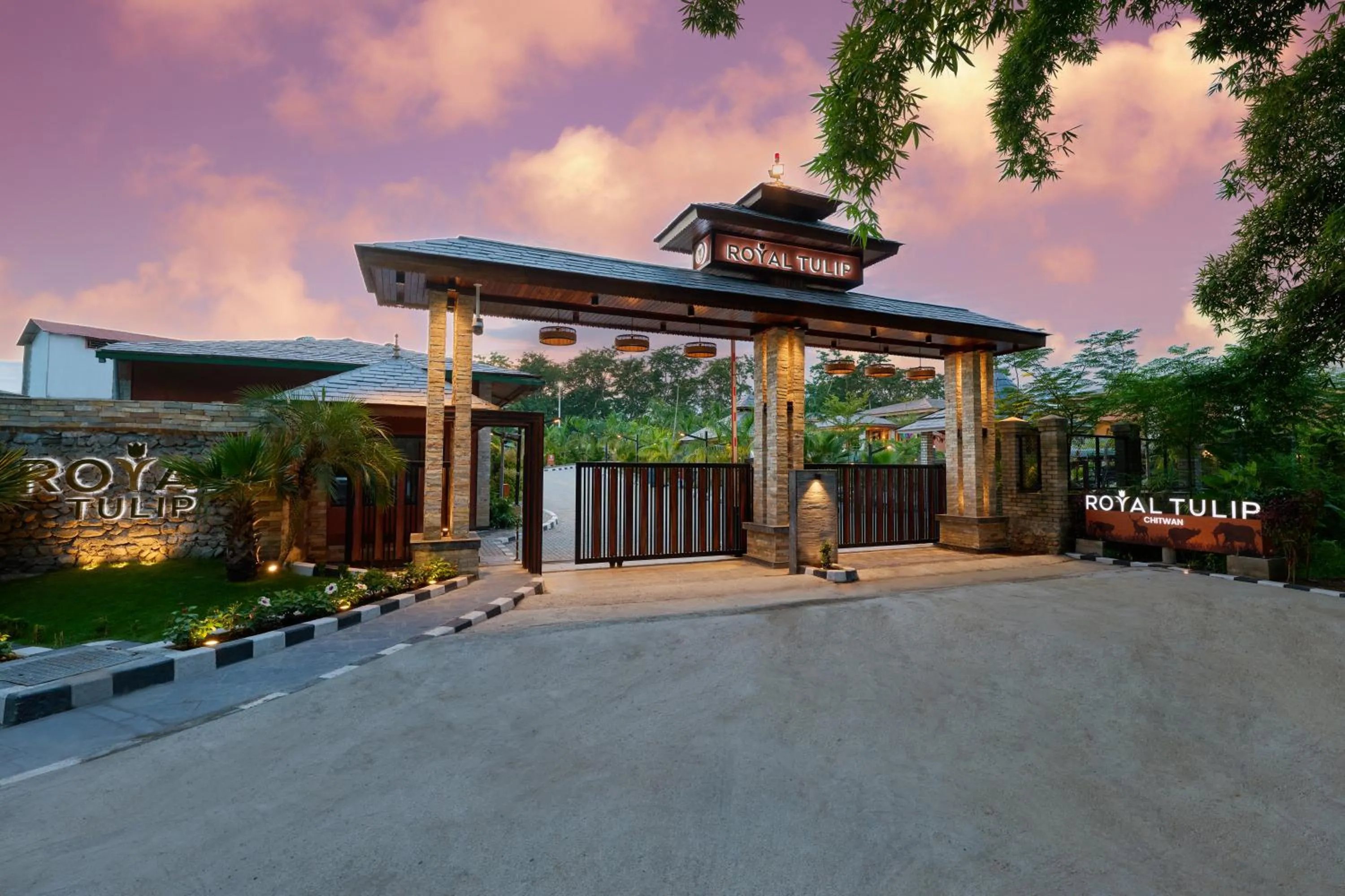 Facade/entrance in Royal Tulip Chitwan Nepal