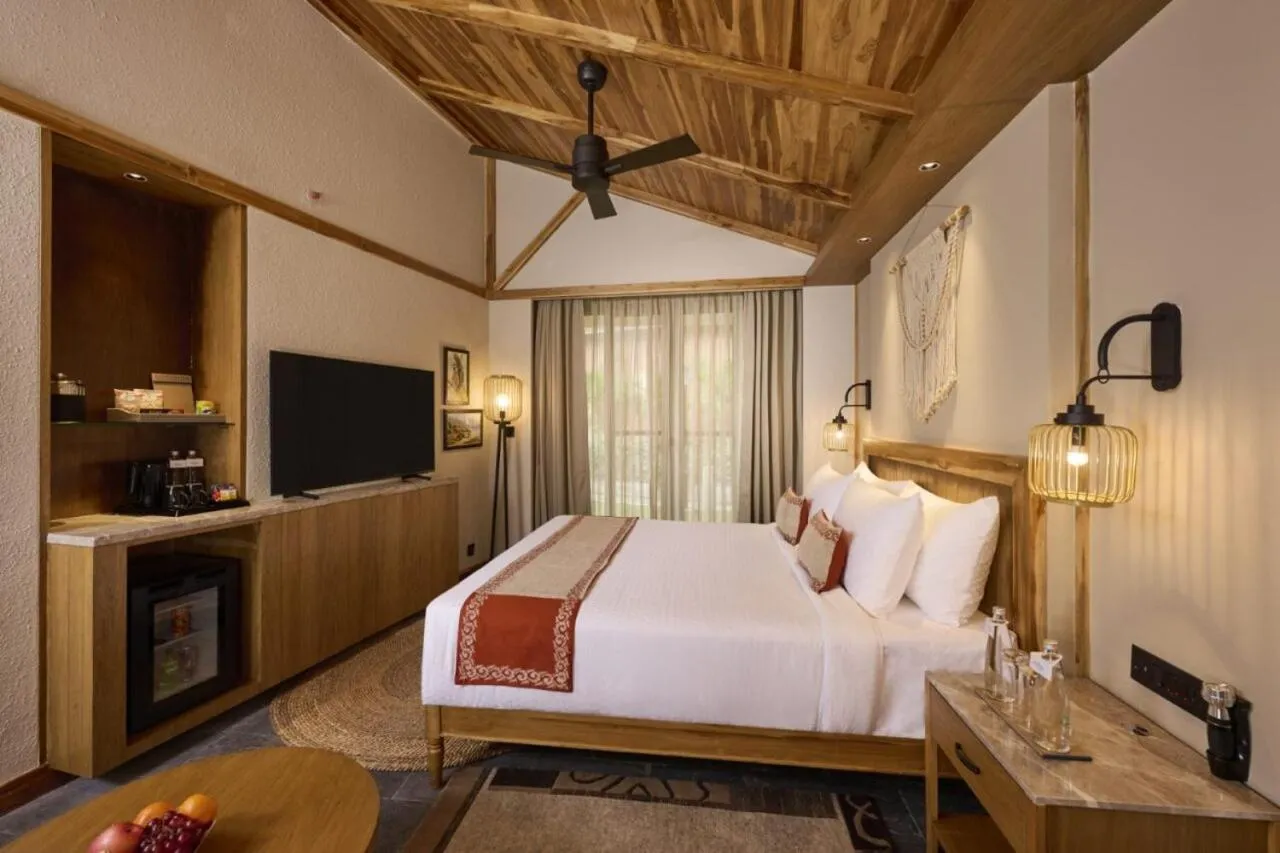 Bedroom, Bed in Royal Tulip Chitwan Nepal