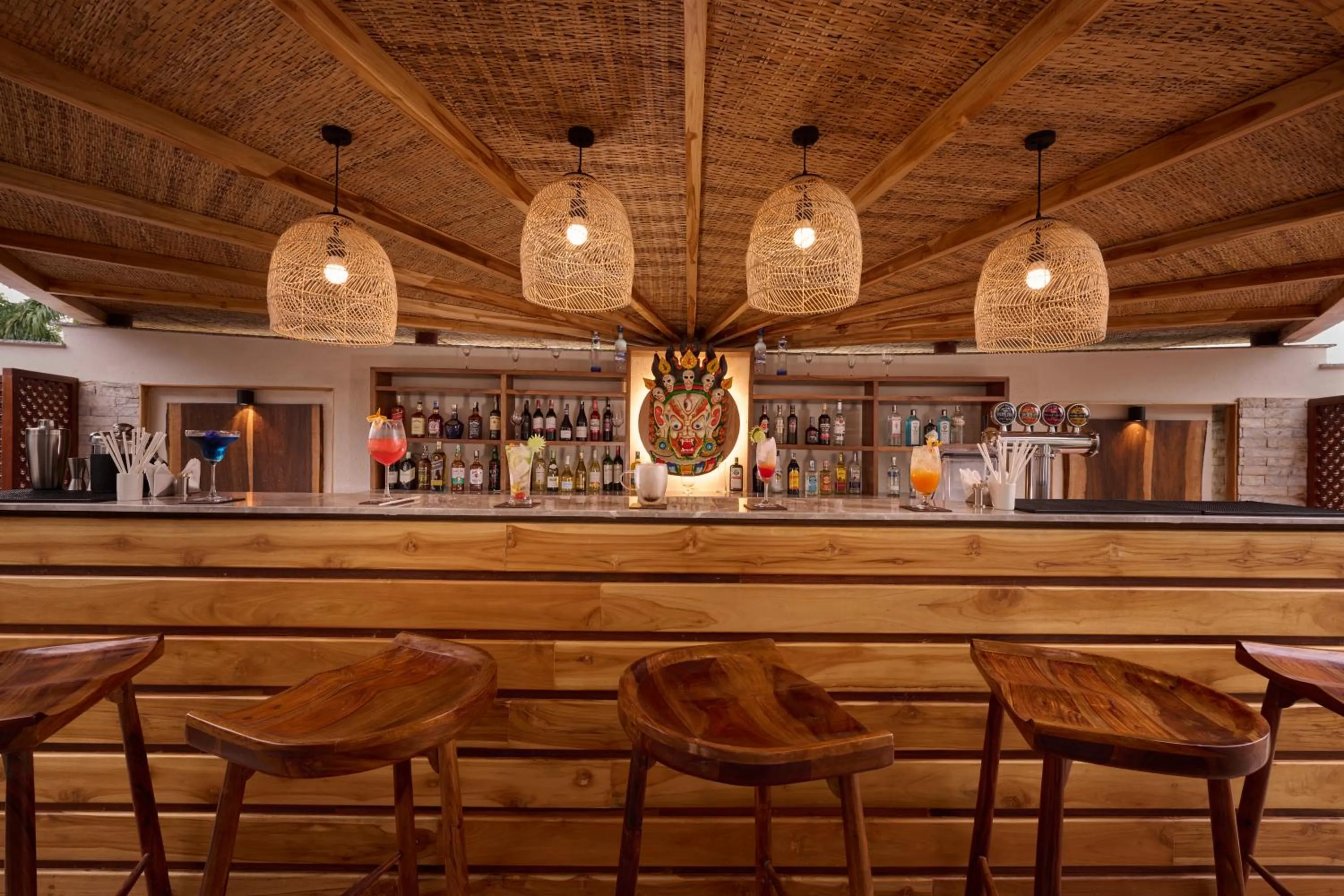 Lounge or bar in Royal Tulip Chitwan Nepal