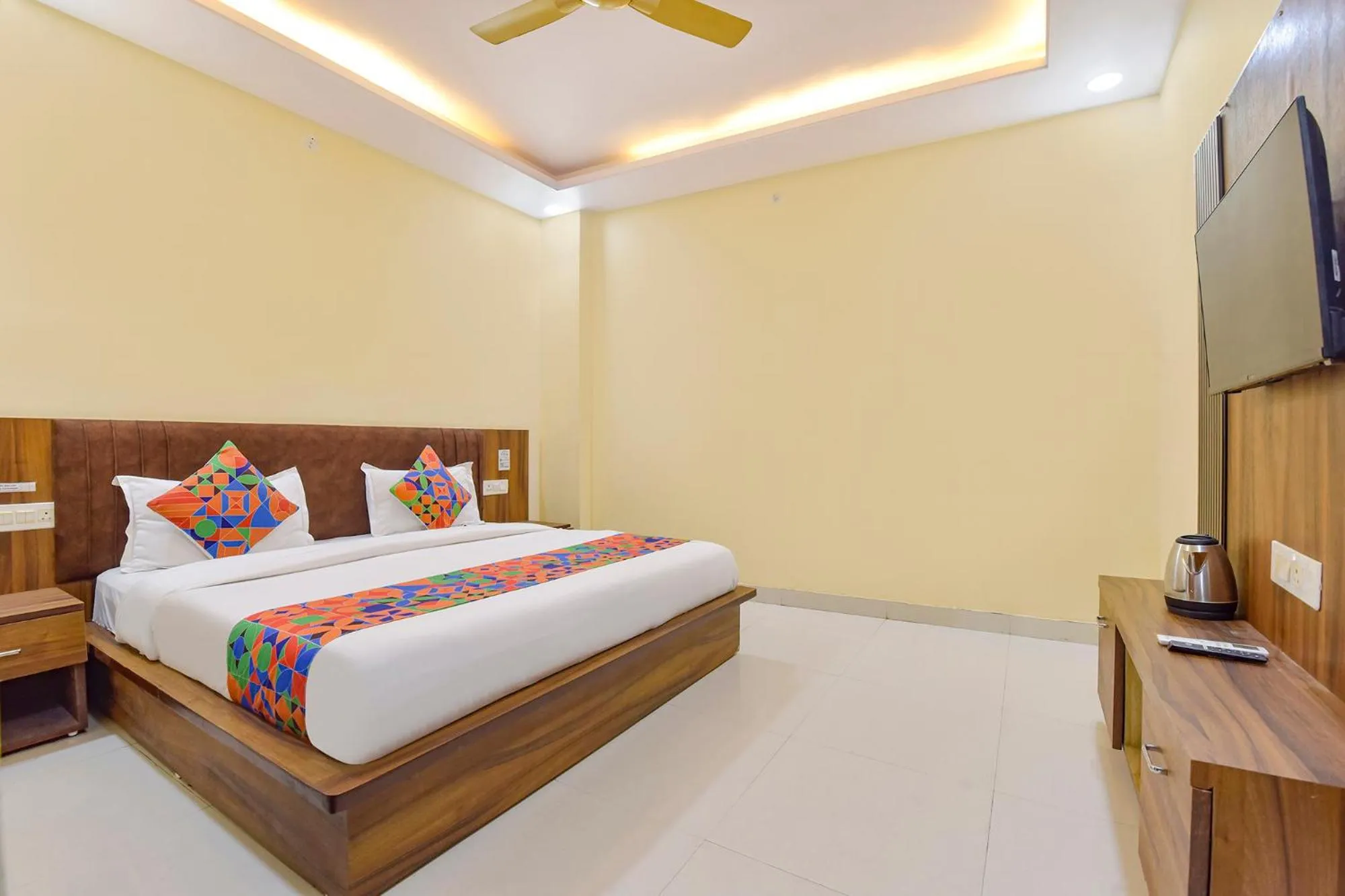 Bed in FabHotel Ballyfin Retreat