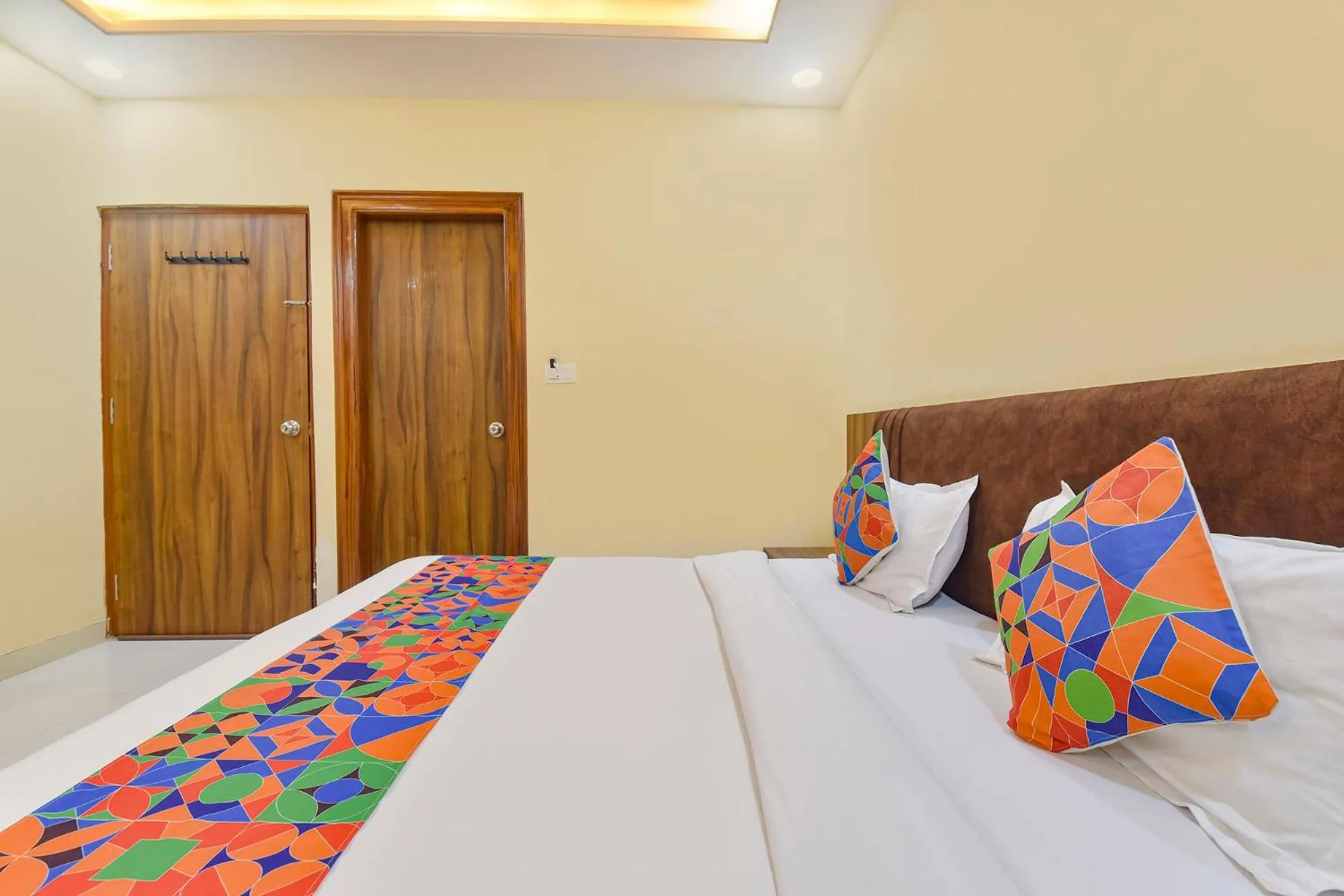 Bed in FabHotel Ballyfin Retreat