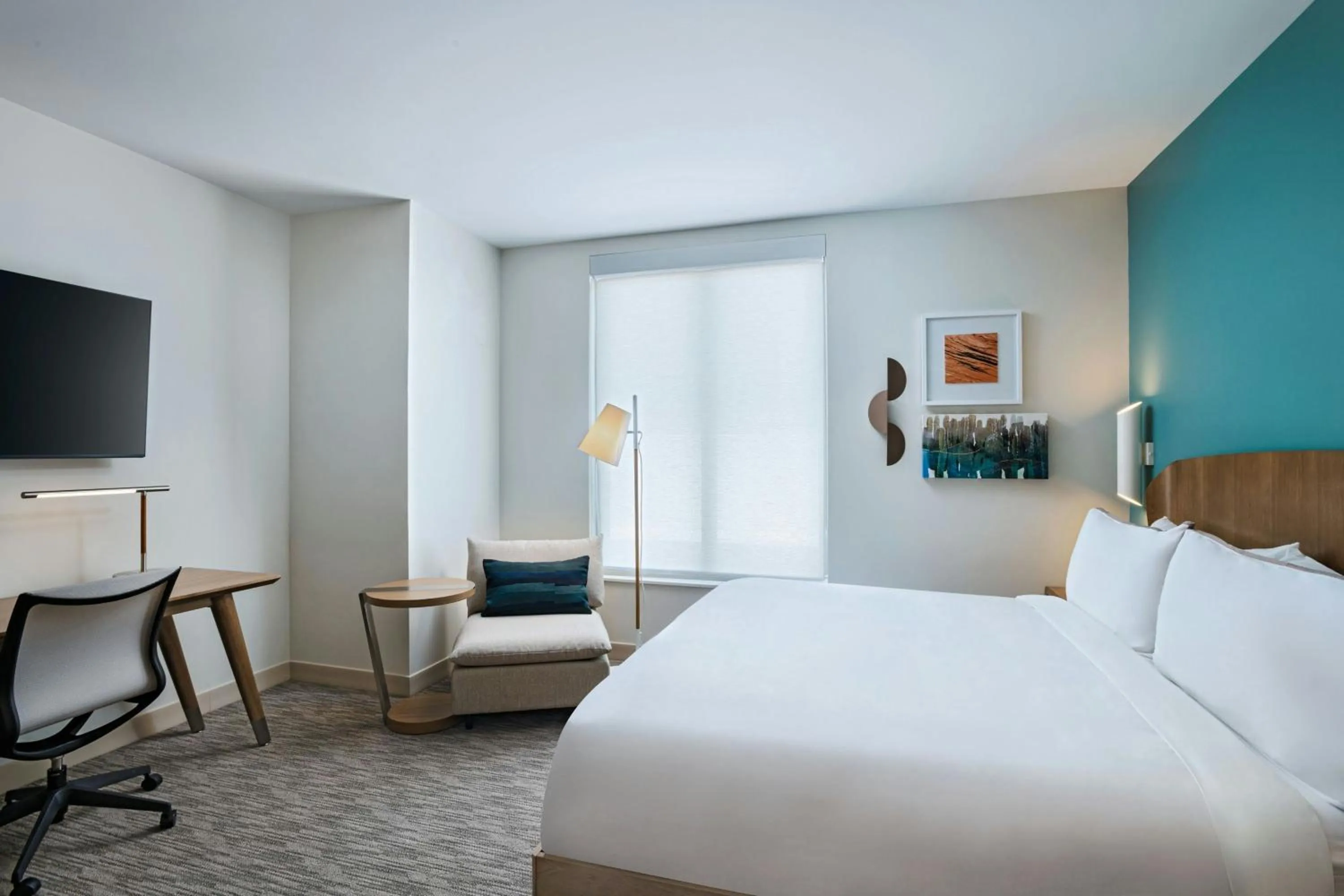 Bedroom, Bed in Element Las Vegas Symphony Park