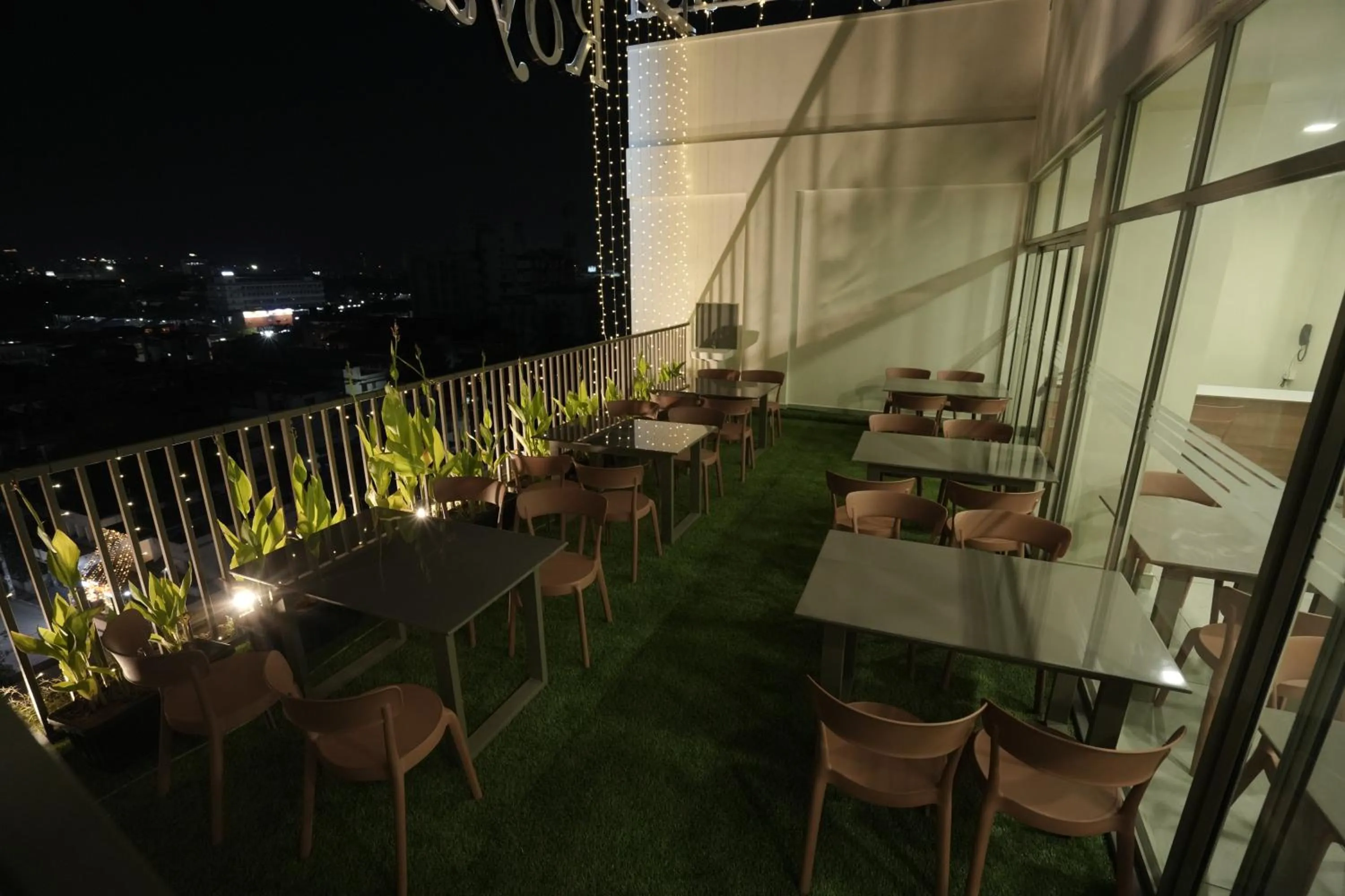 Dining area in Royal Casa Cochin