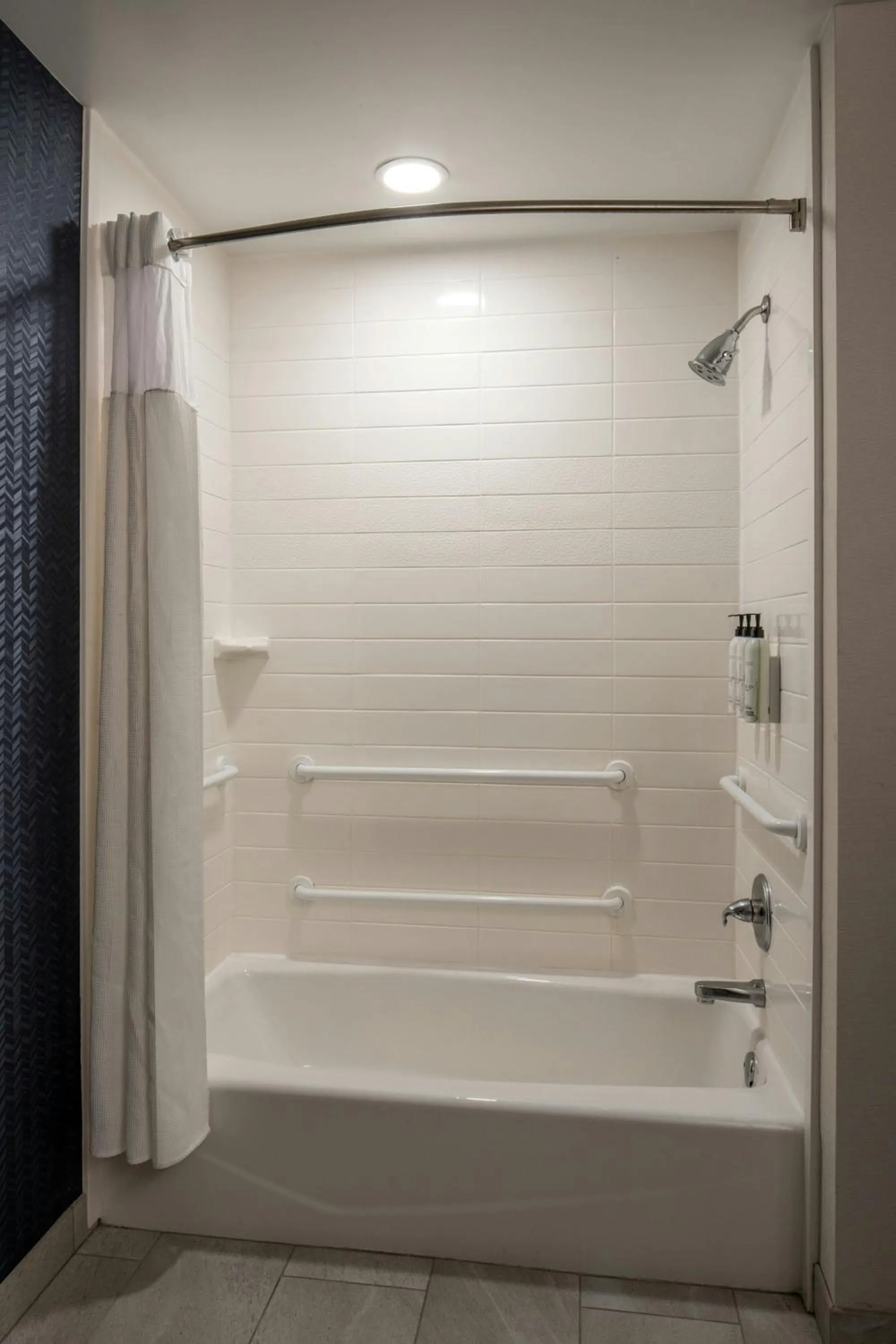 Bathroom in Fairfield Inn & Suites by Marriott Atmore