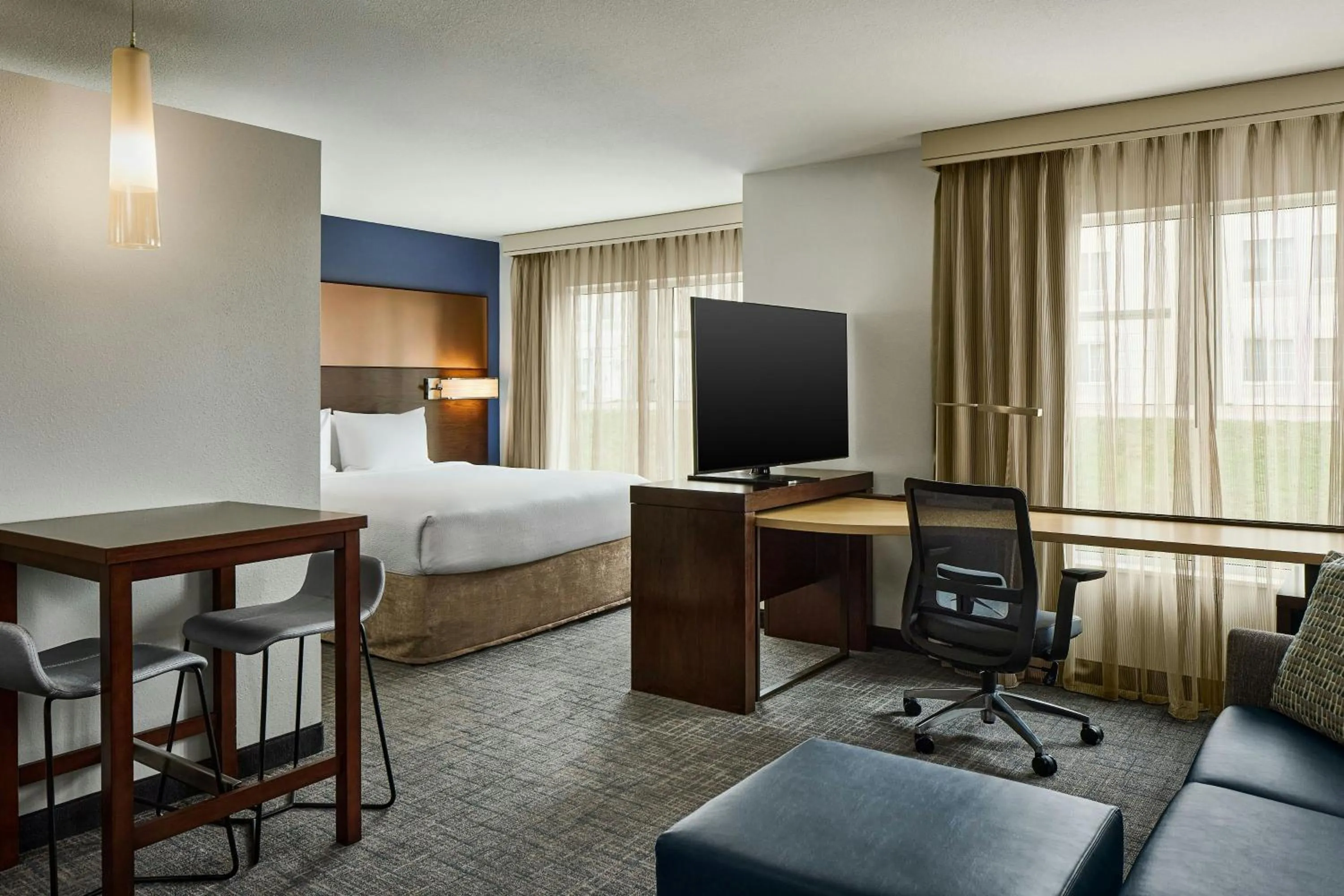 Bedroom, Bed in Residence Inn by Marriott Rapid City