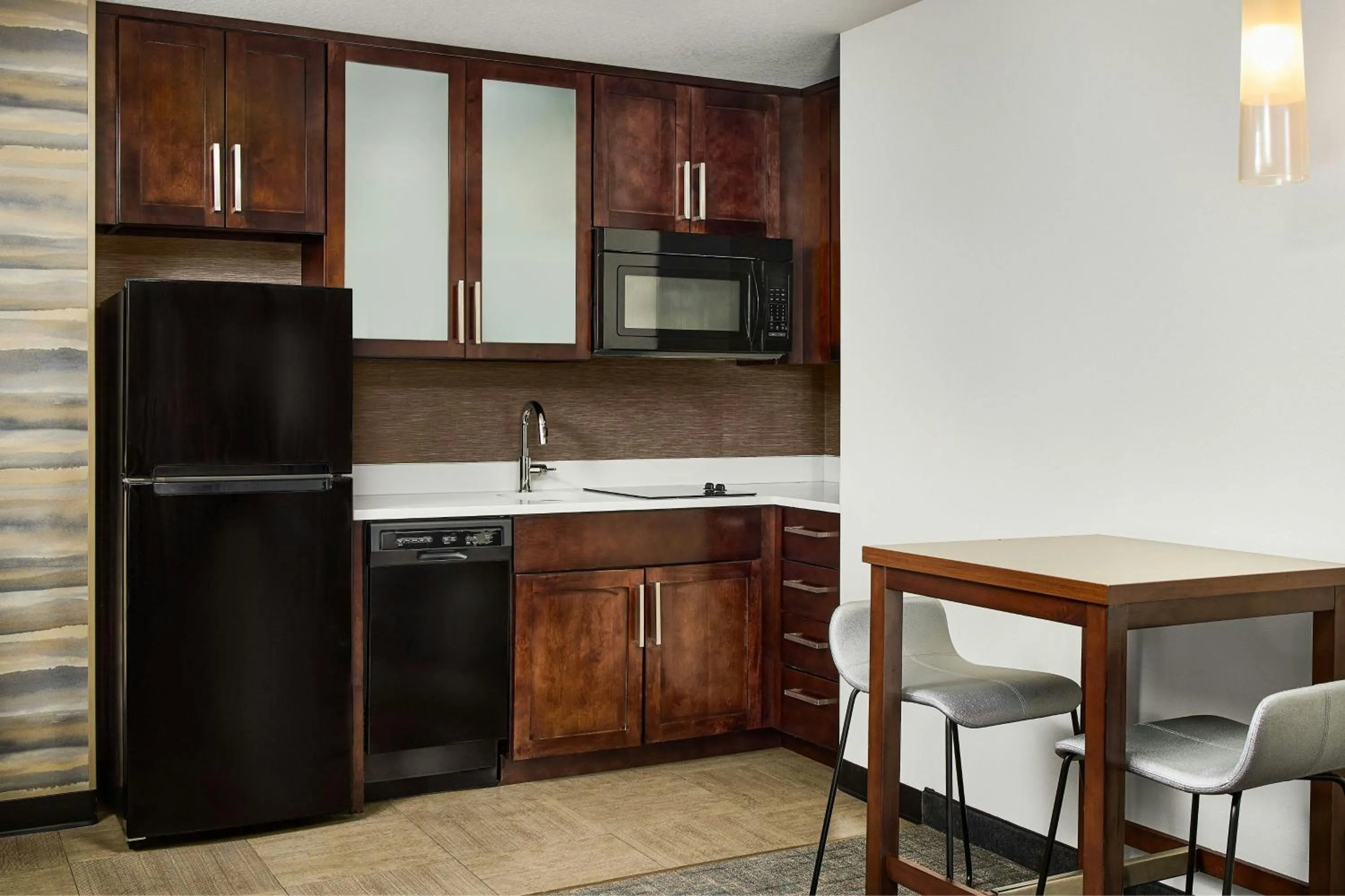 Kitchen or kitchenette in Residence Inn by Marriott Rapid City