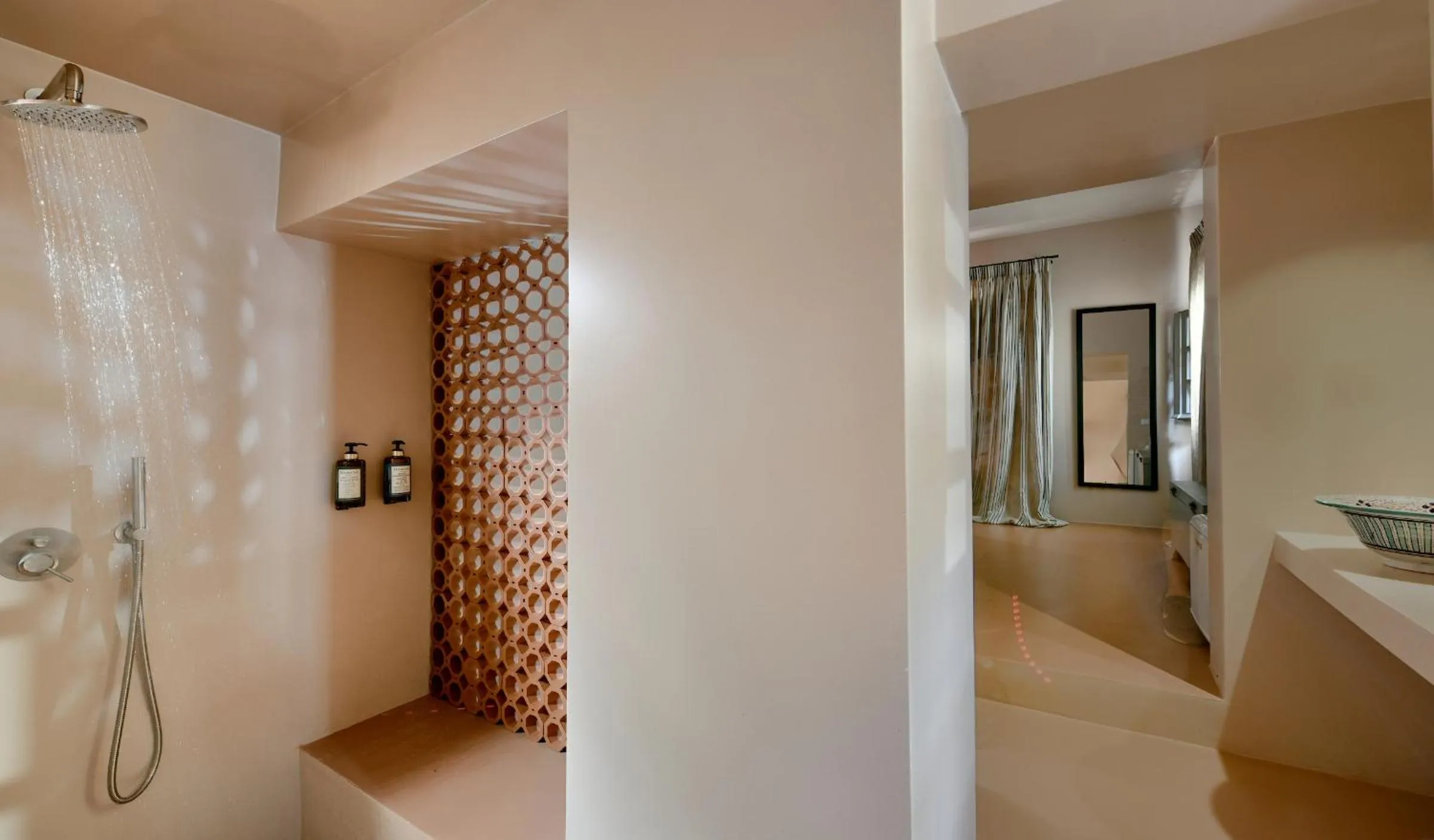 Bathroom in Terra Verde Oia by K&K