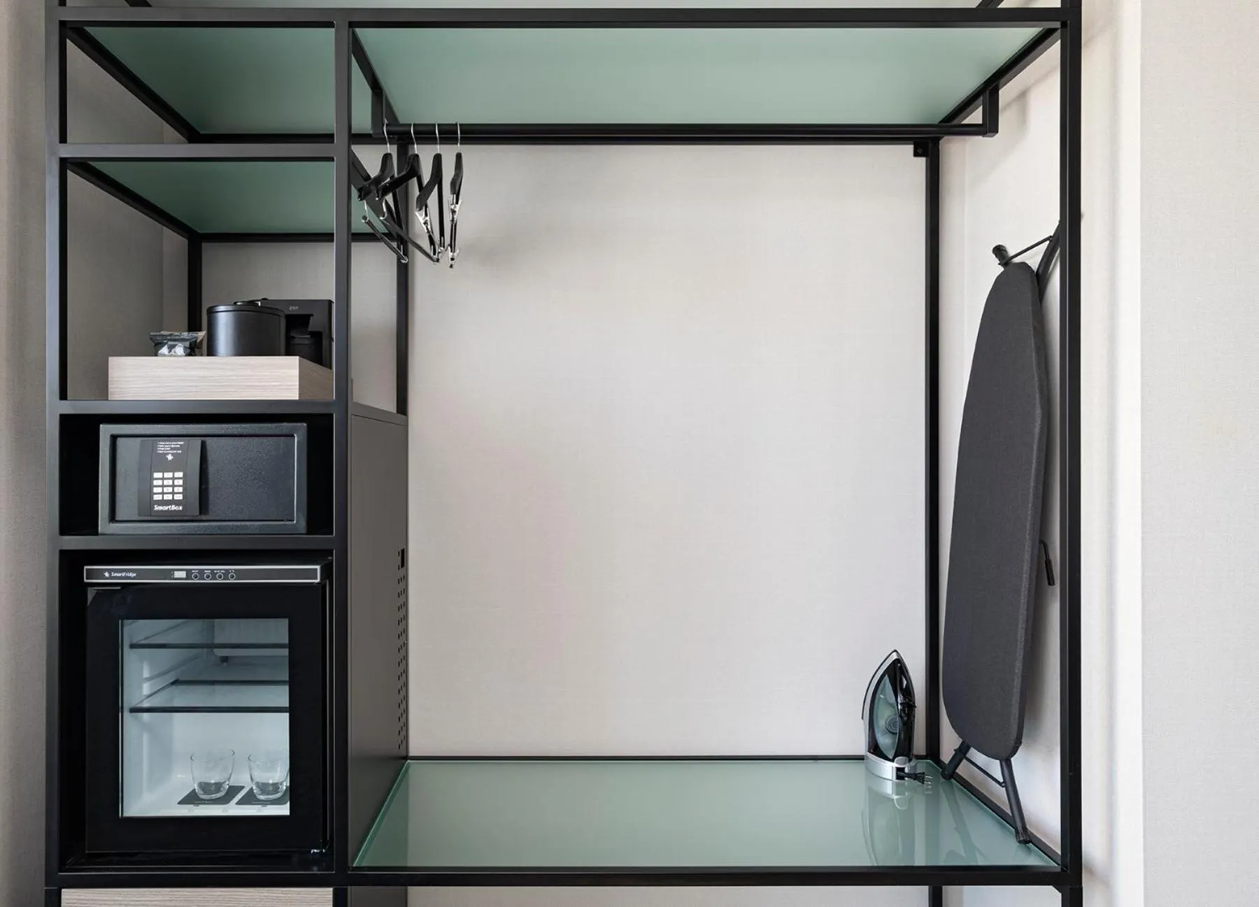 wardrobe in AC Hotel by Marriott Las Vegas Symphony Park