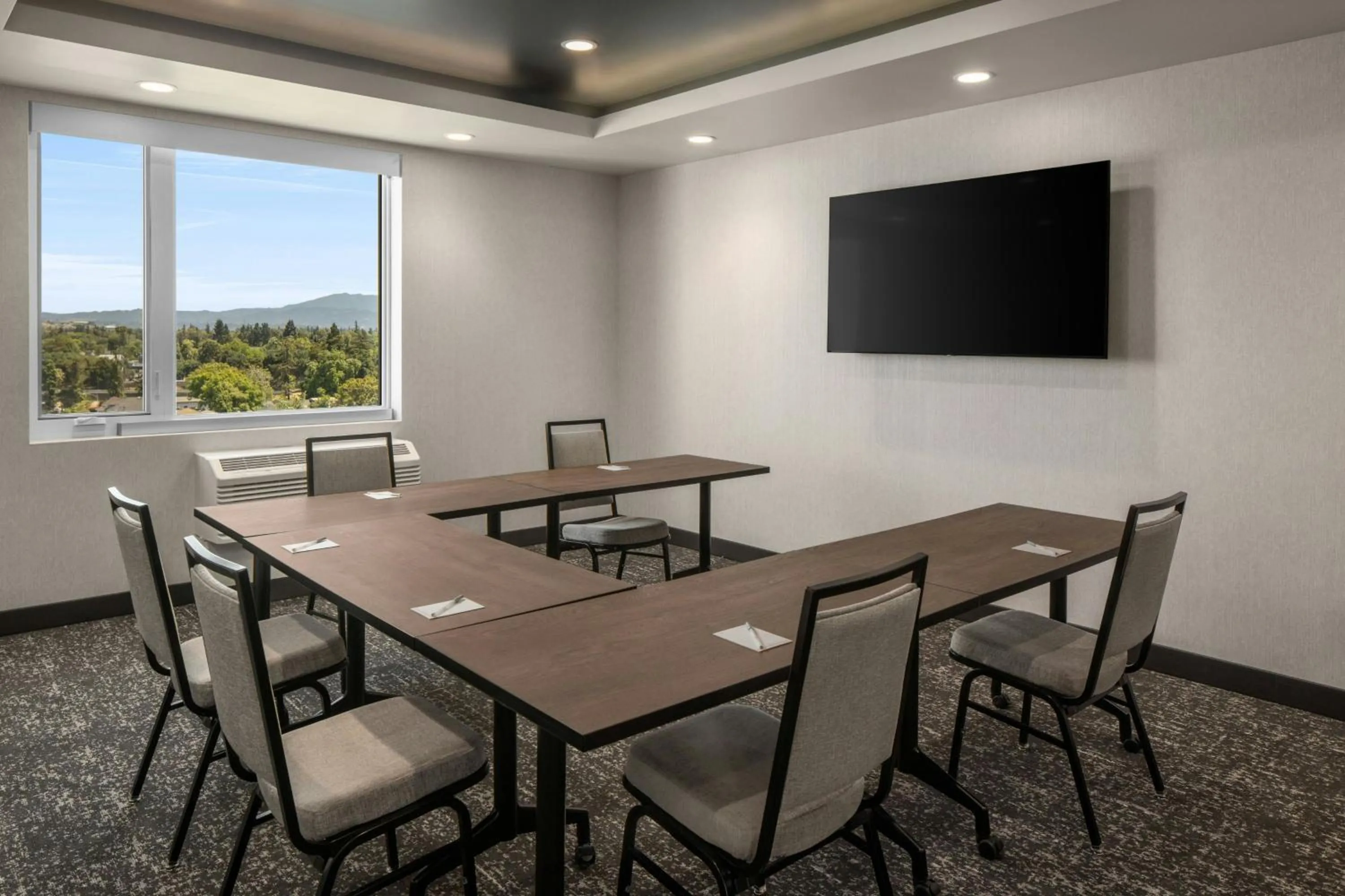 Meeting/conference room in TownePlace Suites by Marriott San Jose Downtown