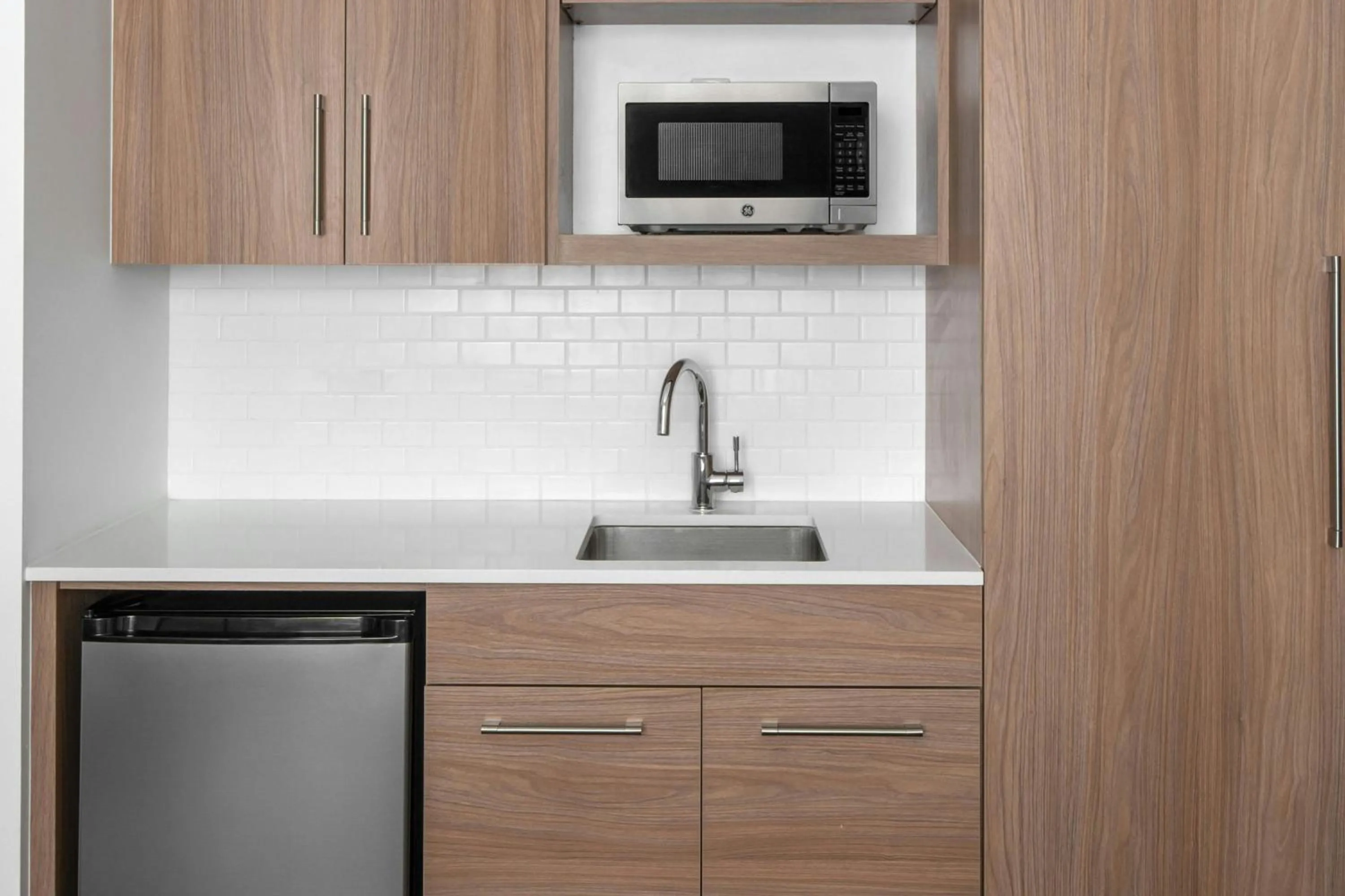 Kitchen or kitchenette in Element Calgary Downtown