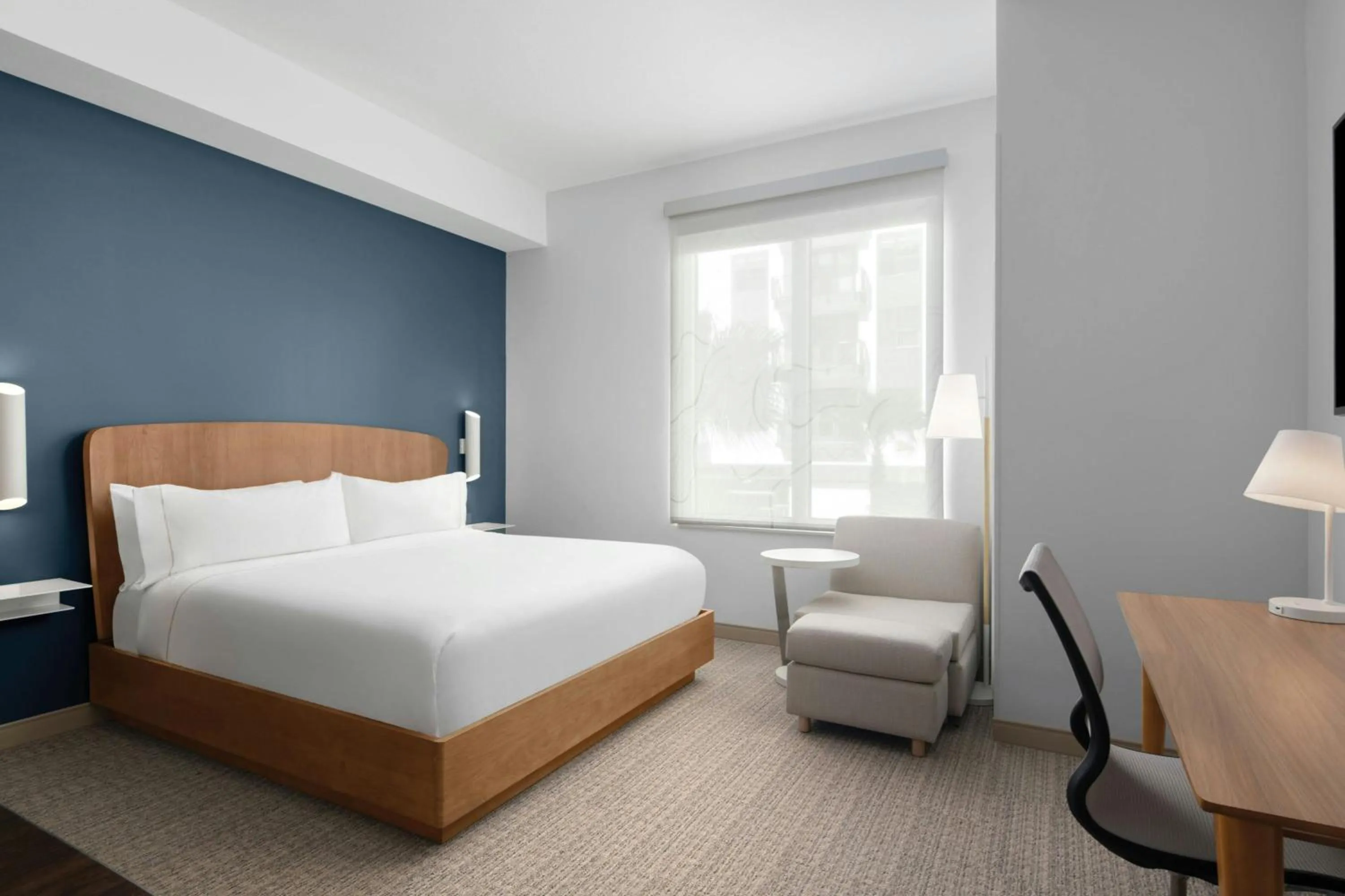 Photo of the whole room, Bed in Element Calgary Downtown