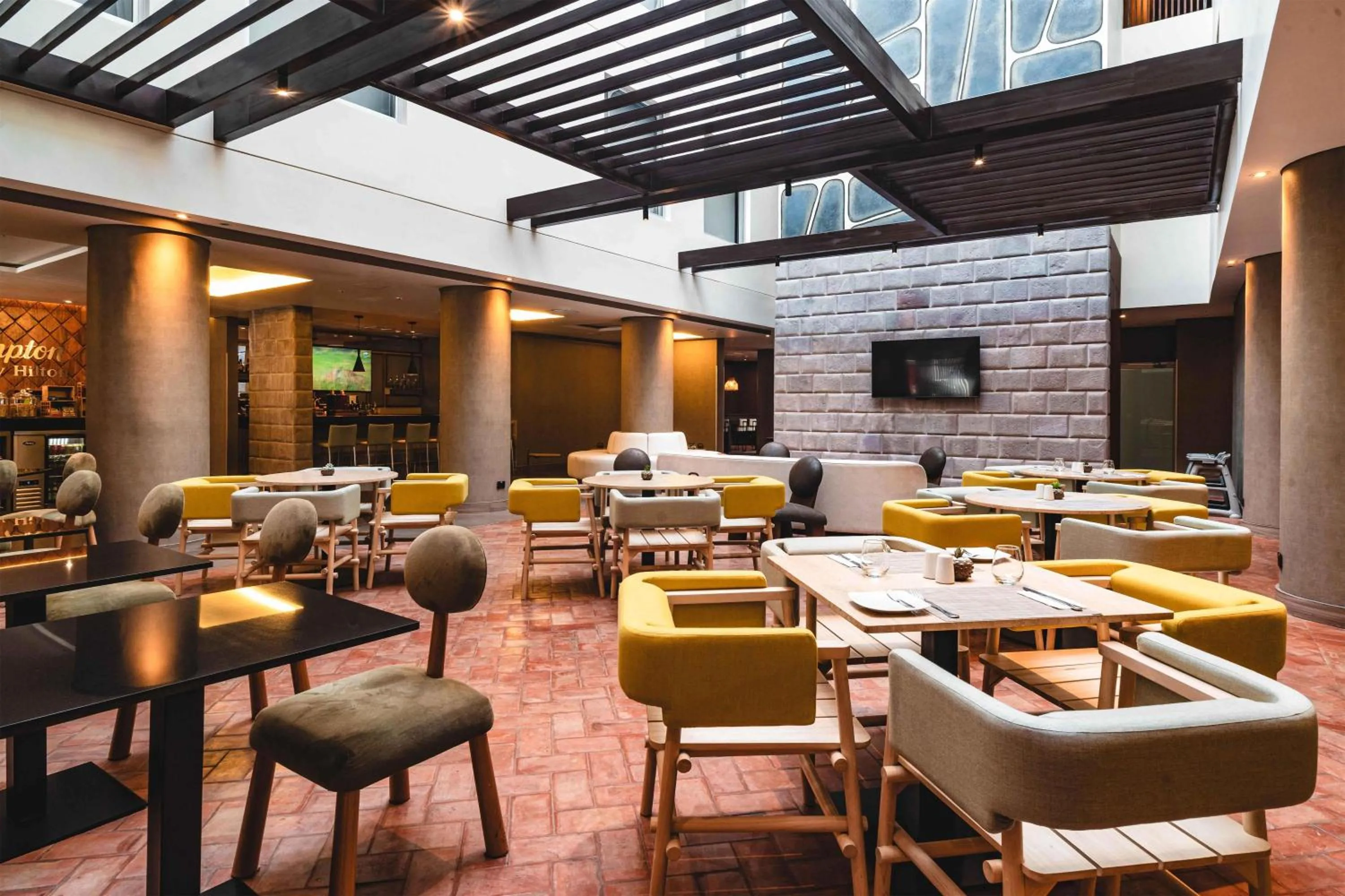 Restaurant/places to eat in Hampton By Hilton Cusco