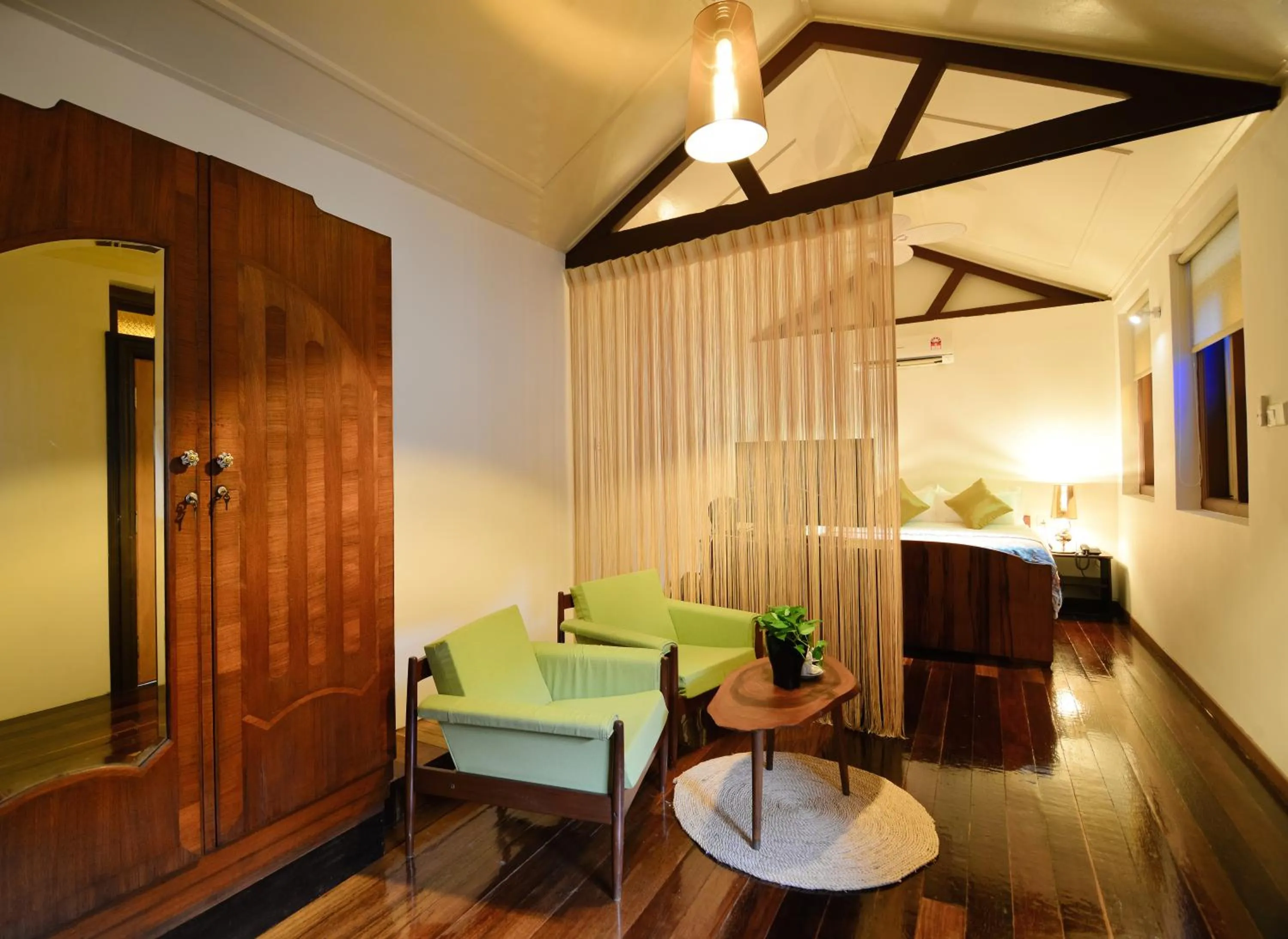 Photo of the whole room in Sarang Paloh Heritage Stay