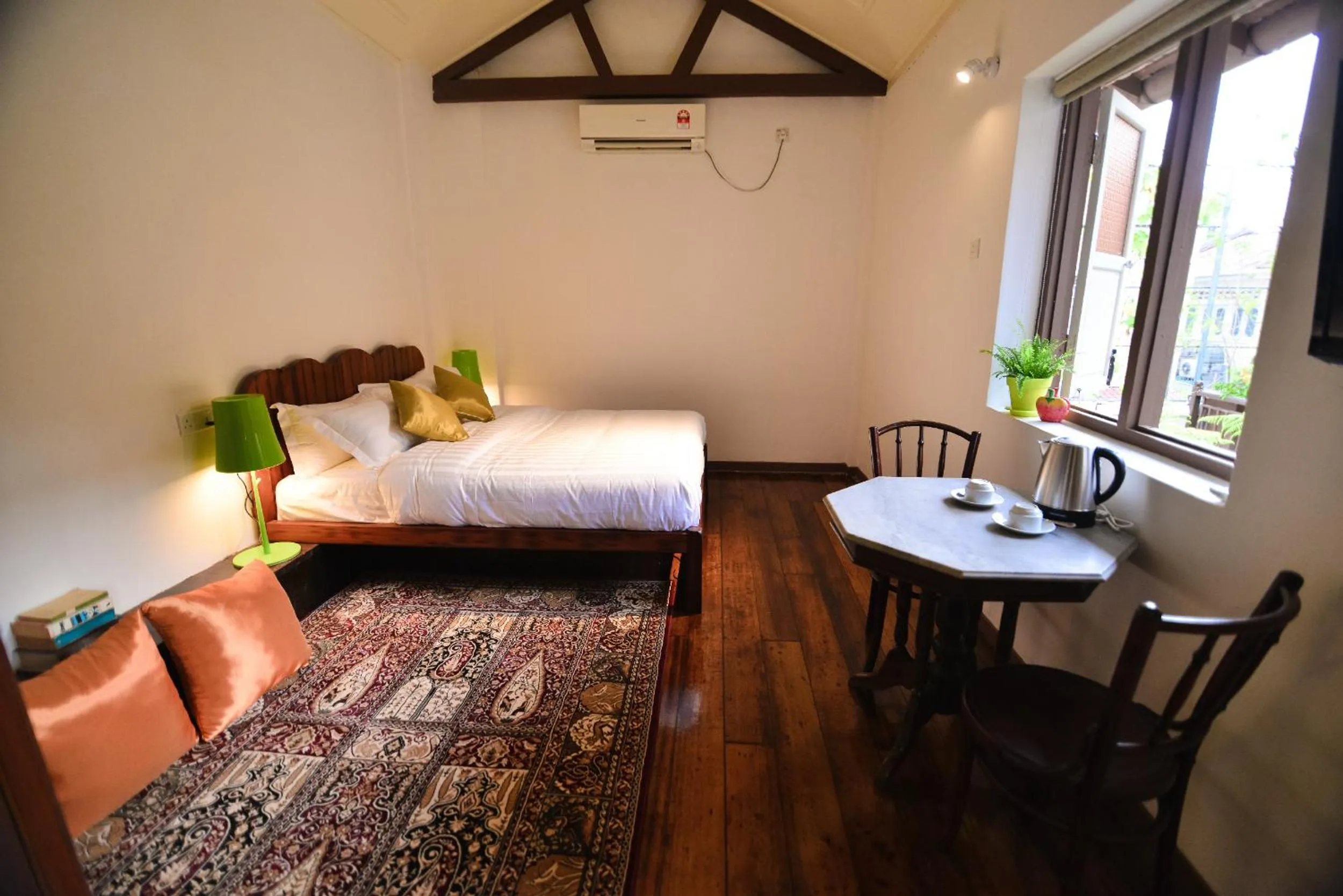 Photo of the whole room, Bed in Sarang Paloh Heritage Stay