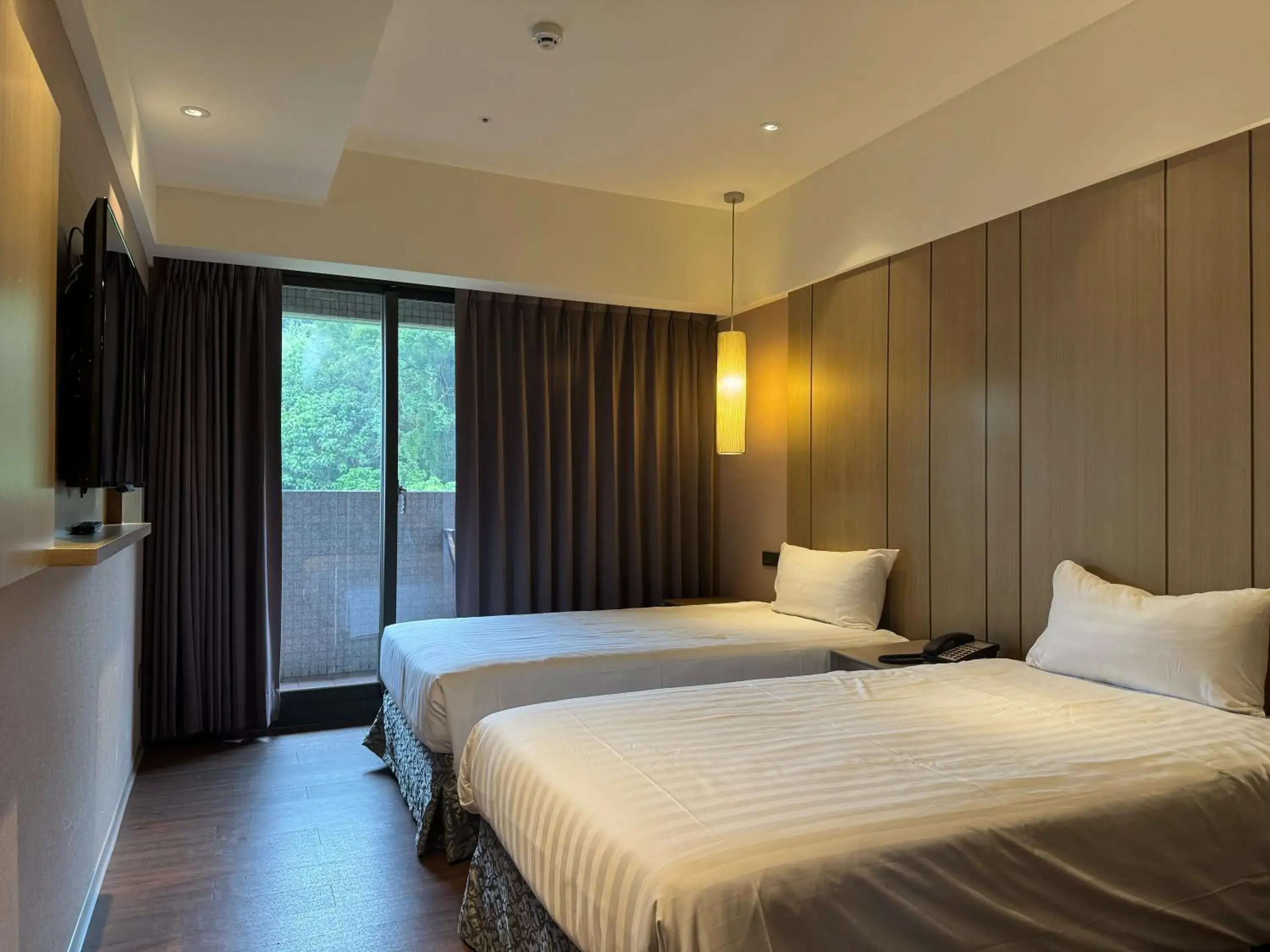 Standard Twin Room with Balcony - single occupancy in CHECK inn SELECT Taipei NeiHu Standard Twin Room with Balcony - single occupancy in CHECK inn SELECT Taipei NeiHu
