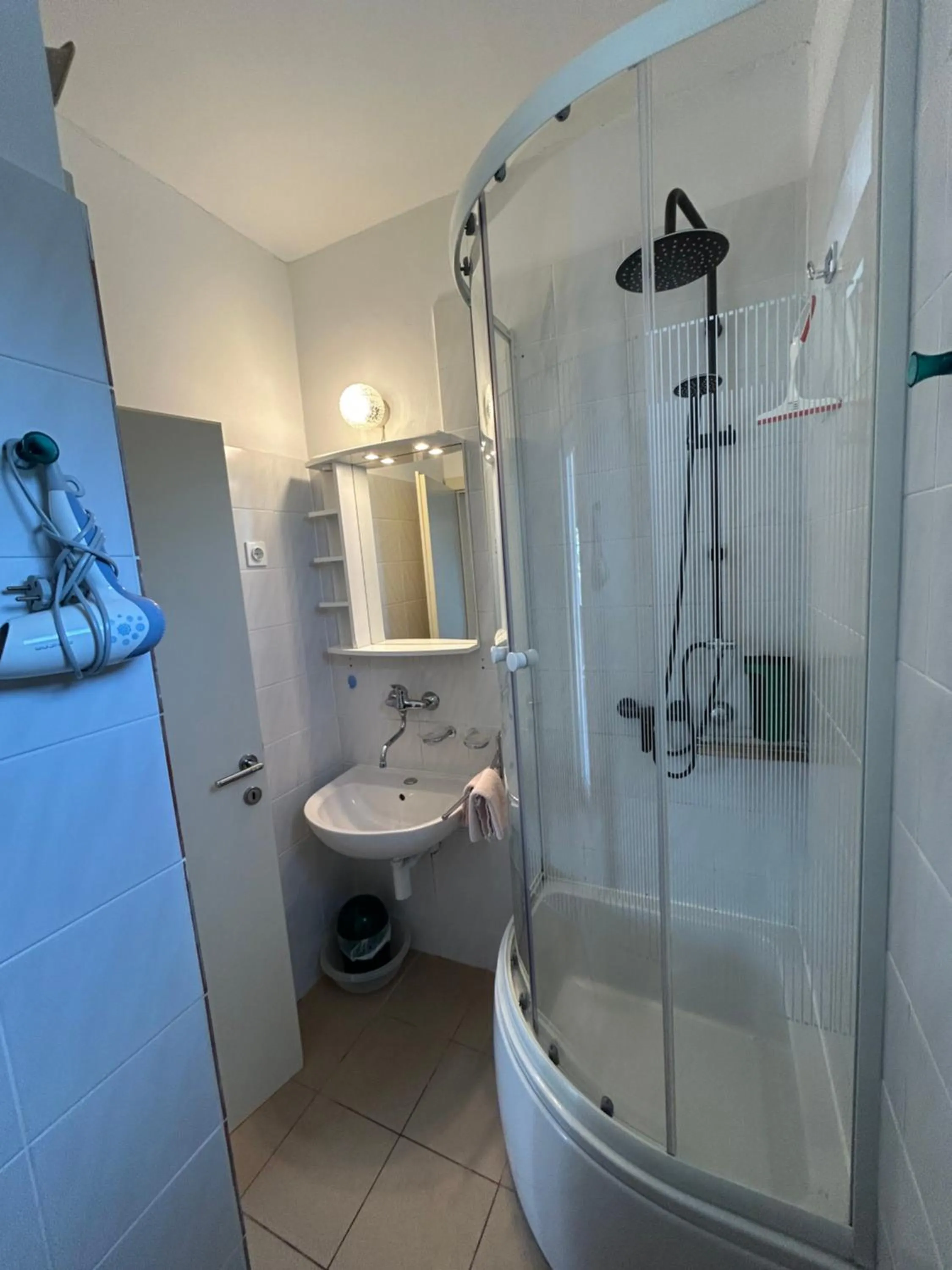 Shower in Apartments Irena