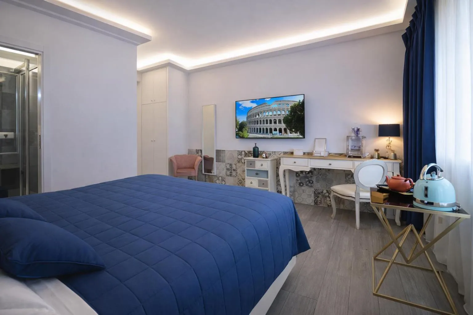 Bed in RomAntic Dreams Guest House