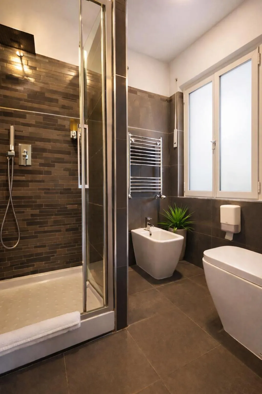 Shower in RomAntic Dreams Guest House