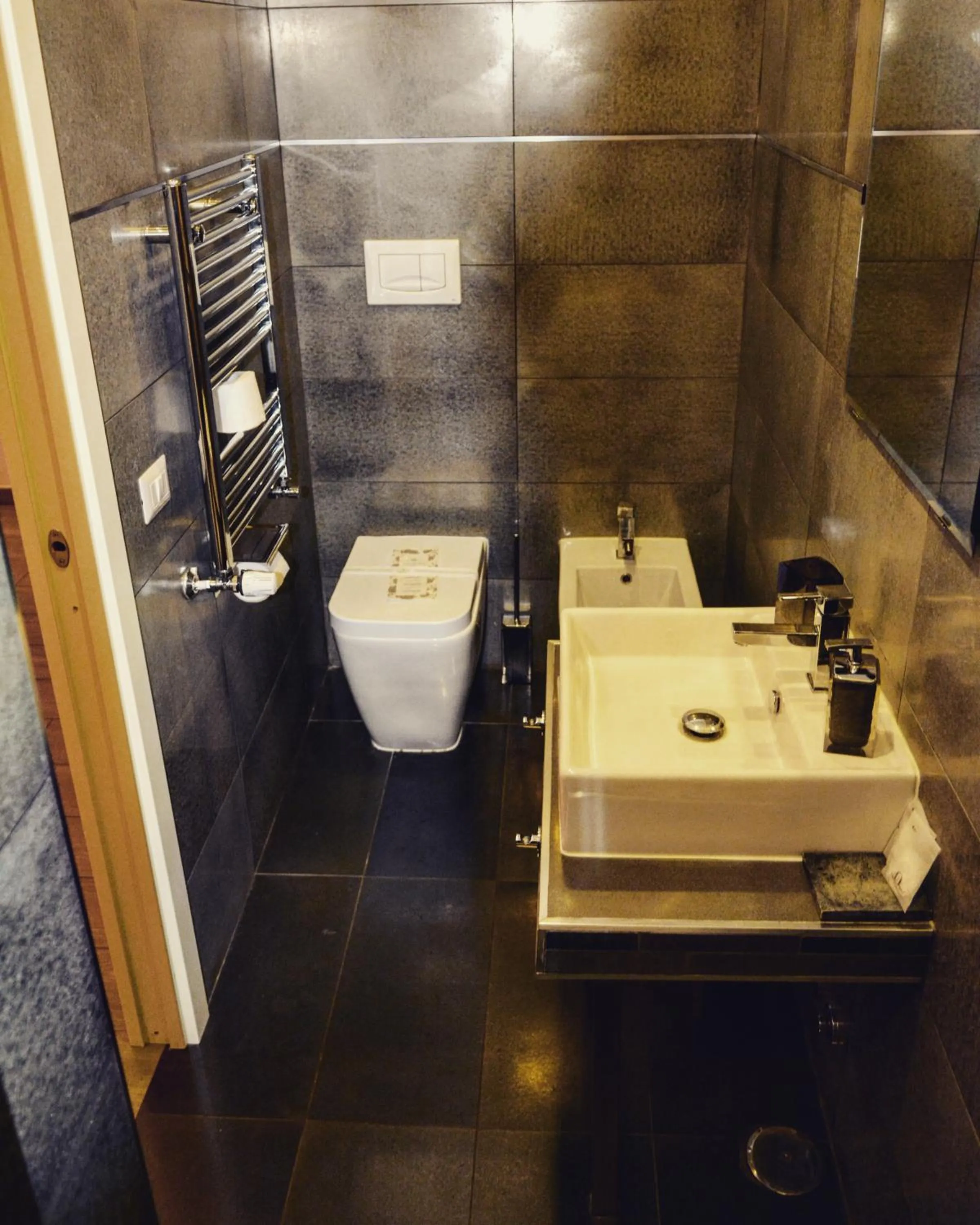 Bathroom in RomAntic Dreams Guest House