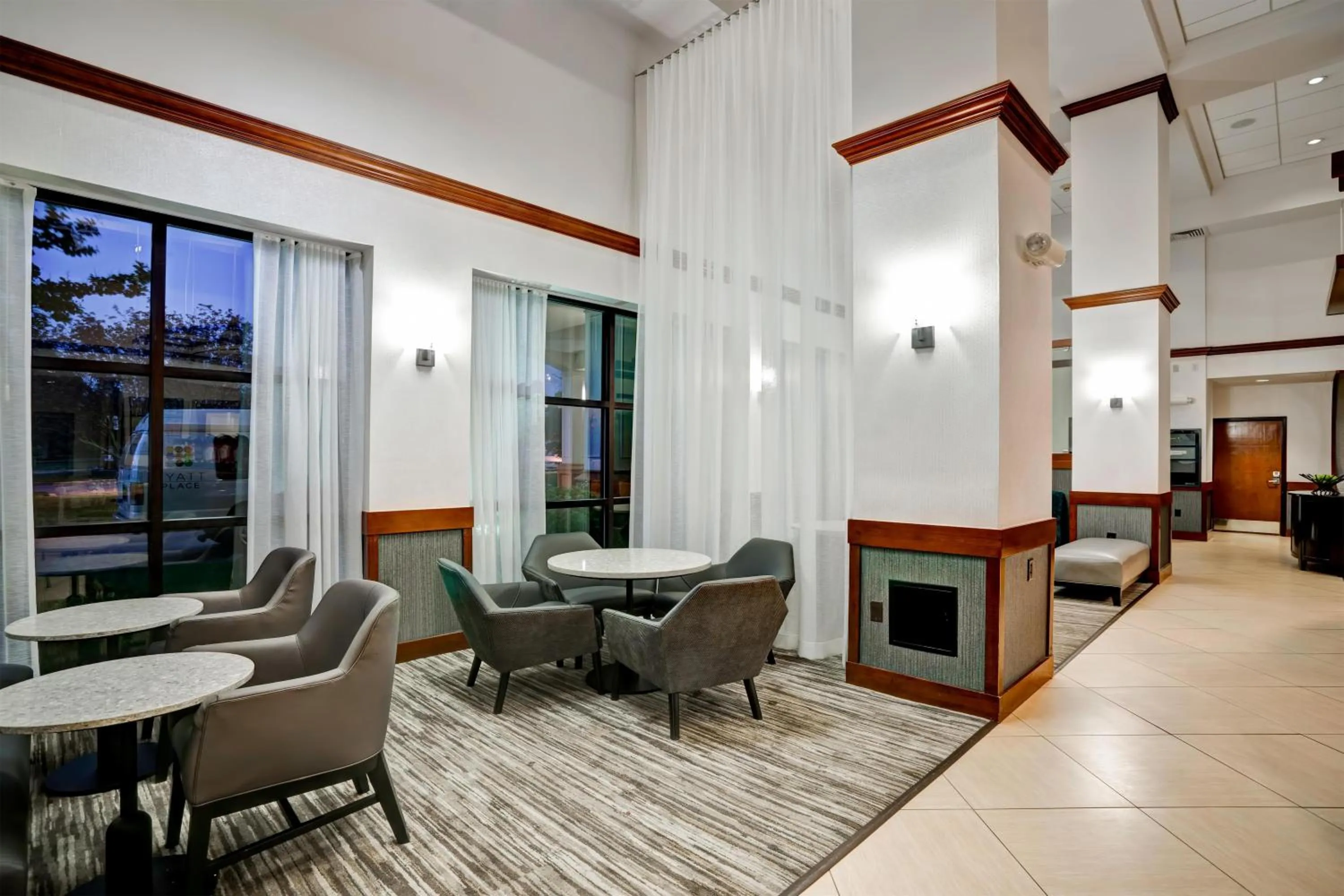Lobby or reception in Hyatt Place Baltimore/BWI Airport