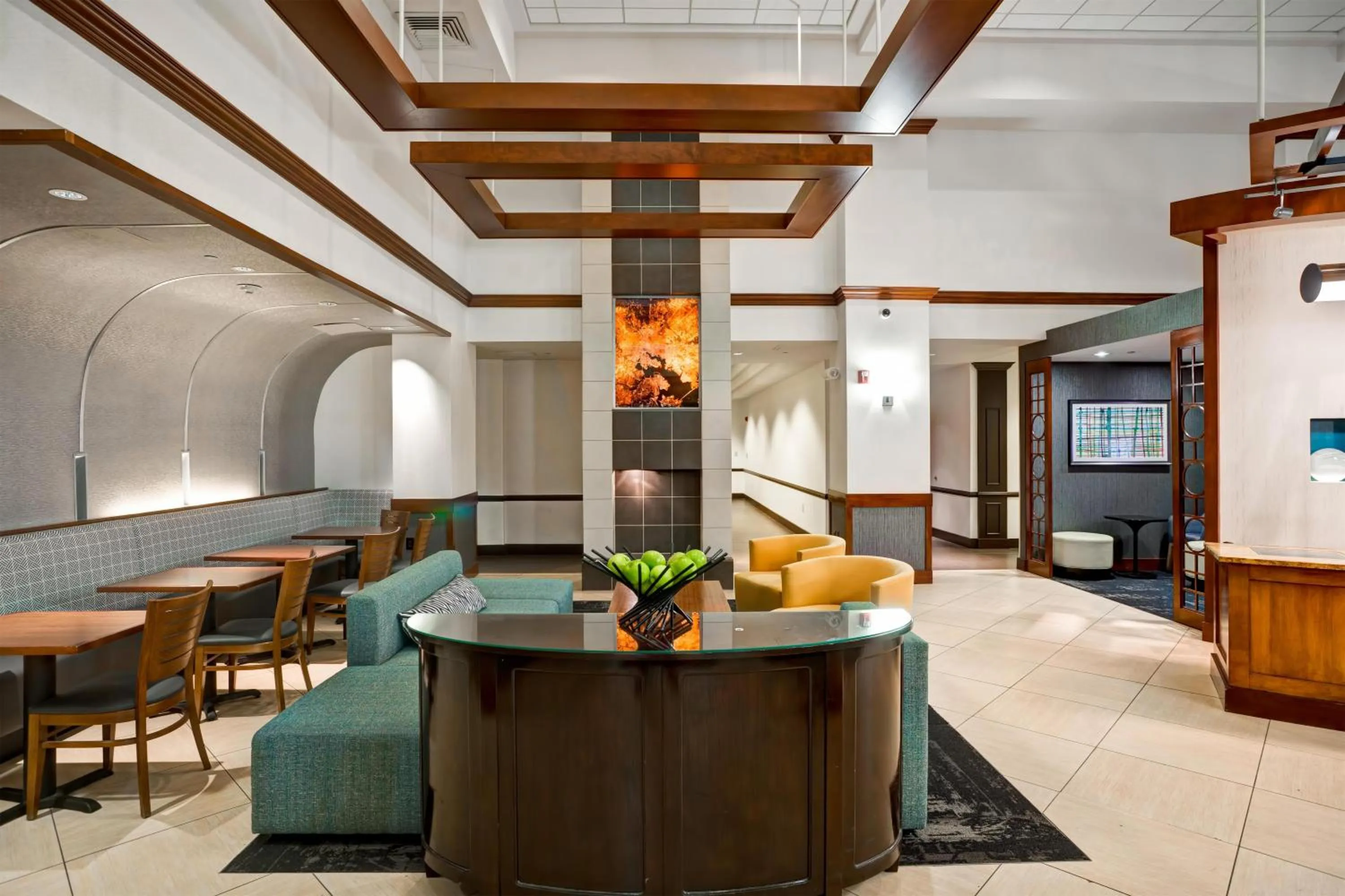 Lobby or reception in Hyatt Place Baltimore/BWI Airport