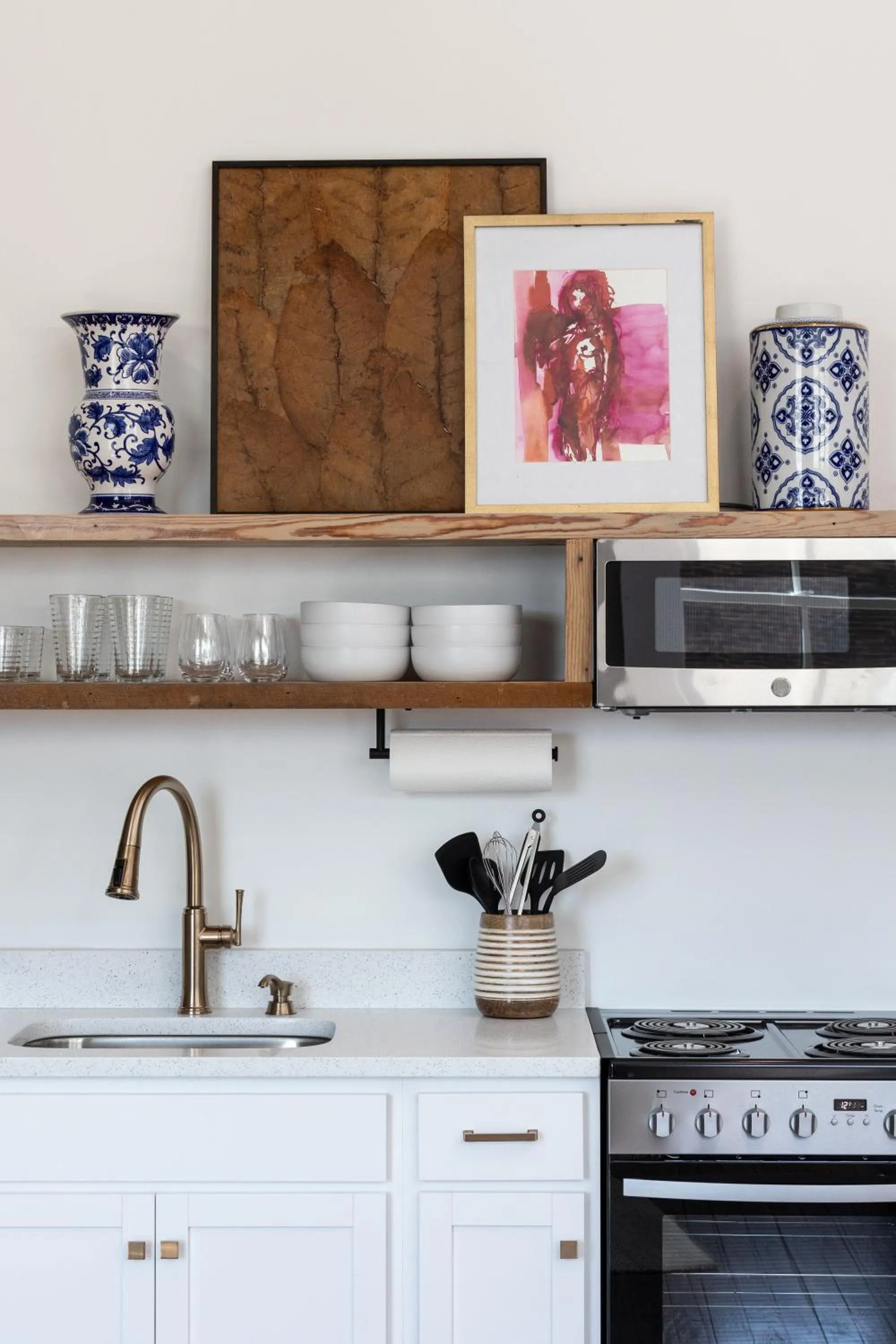 Kitchen or kitchenette in The Harriss