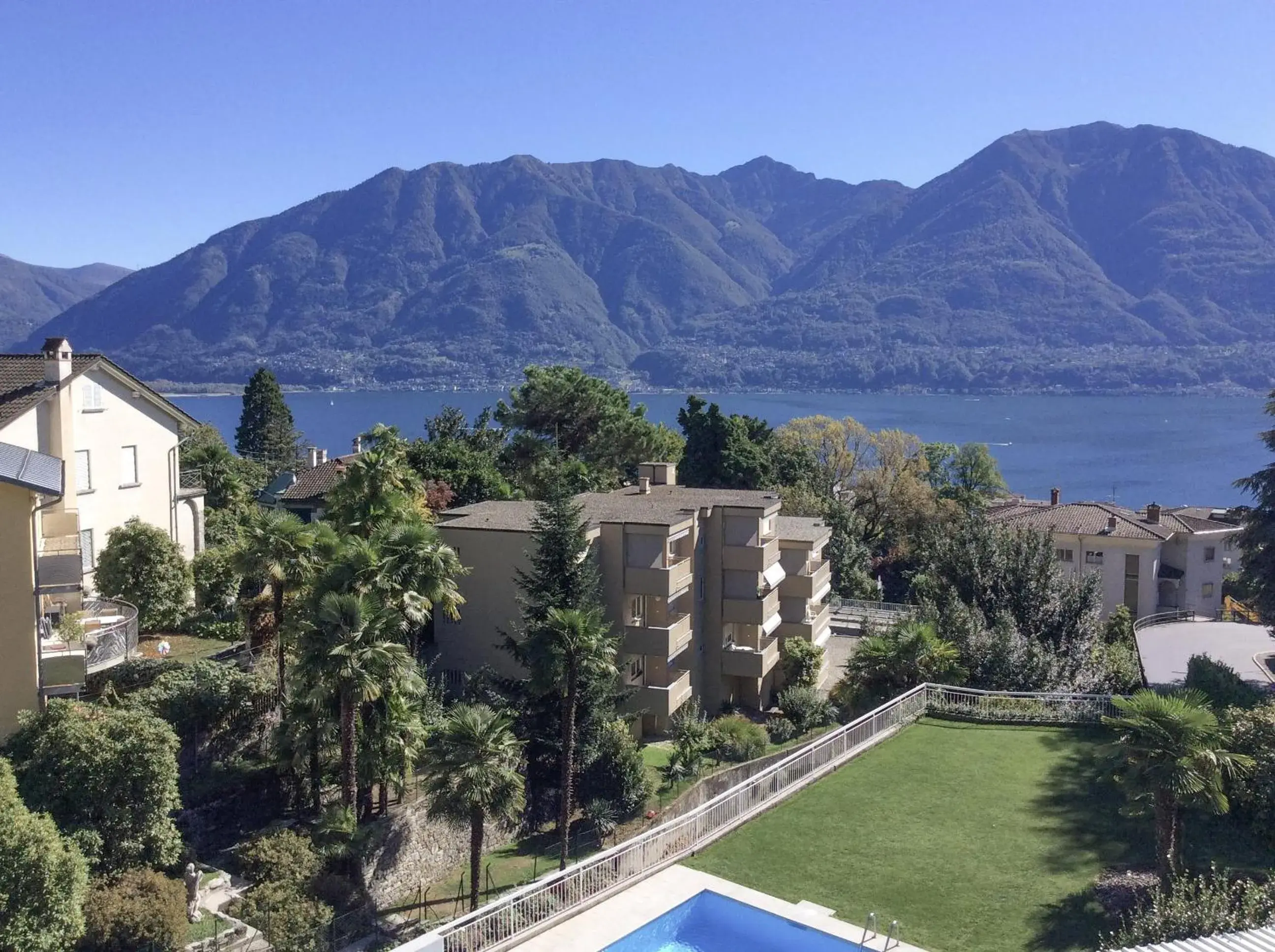 Bellavista by Fewotessin Bellavista by Fewotessin